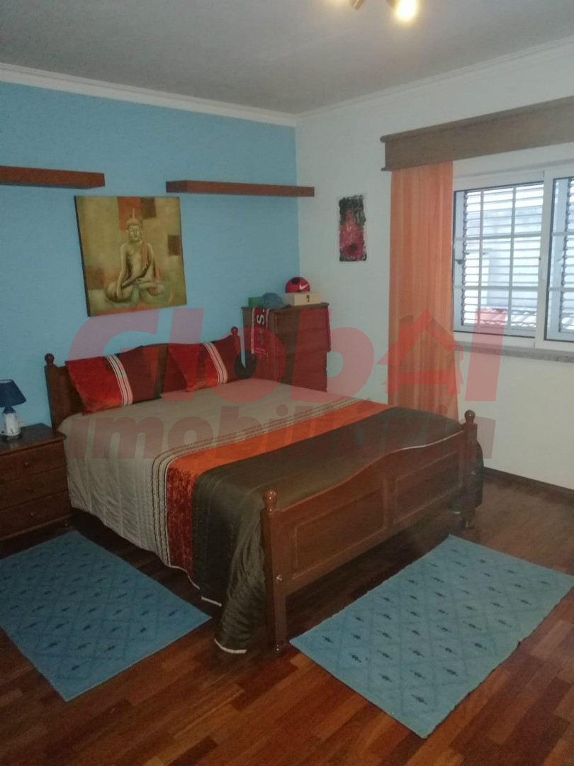 Moradia Geminada T4