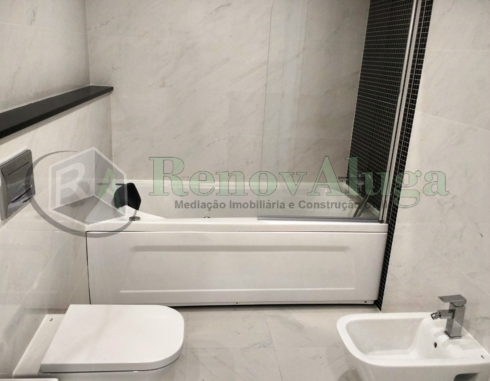 Moradia em Banda T2+2