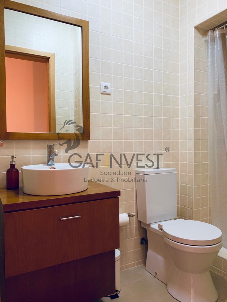 Apartamento T3 com Terraço na Praia da Barra