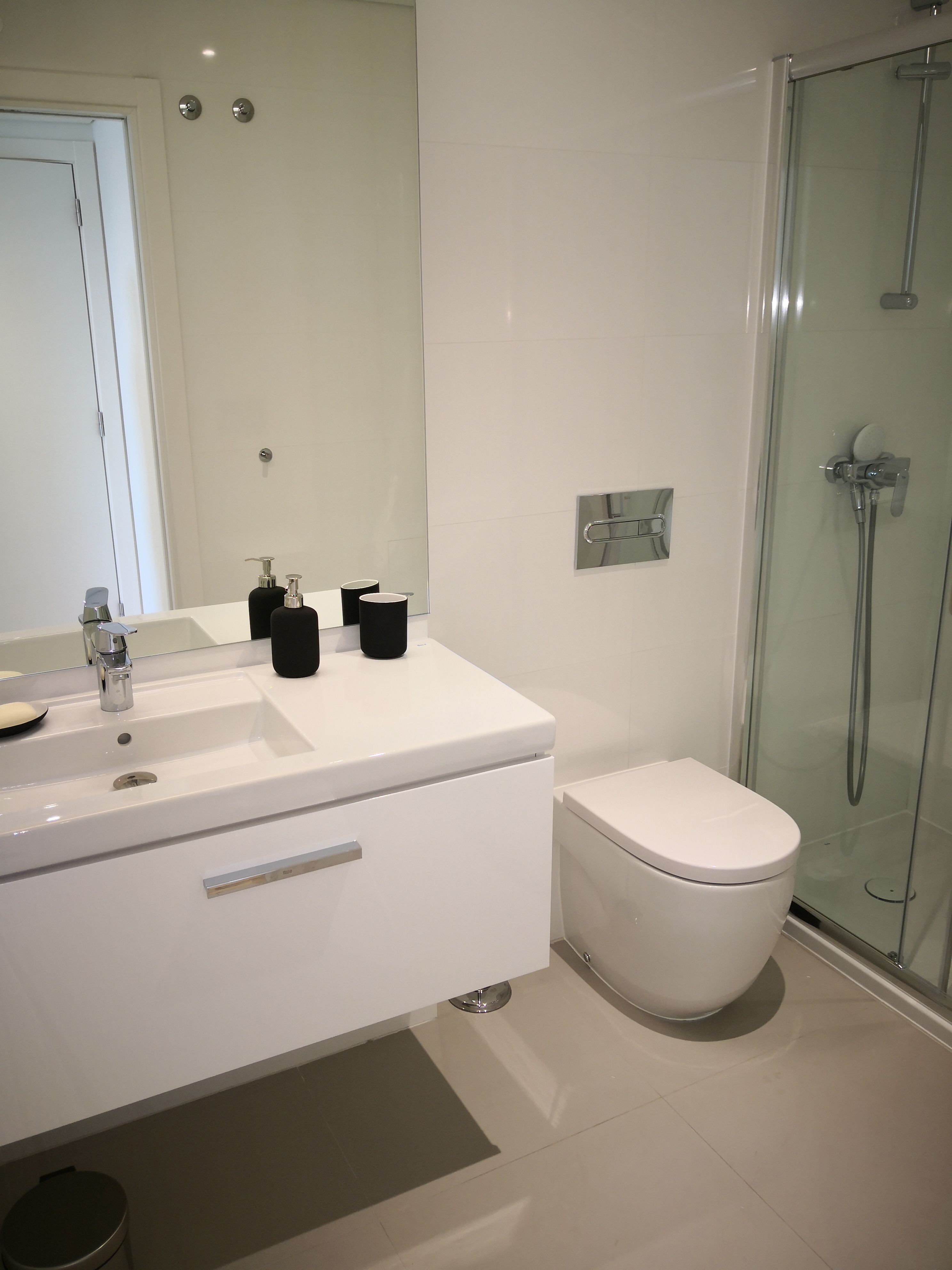 T2- ARRENDAMENTO - NOVO - TOTALMENTE EQUIPADO E MOBILADO