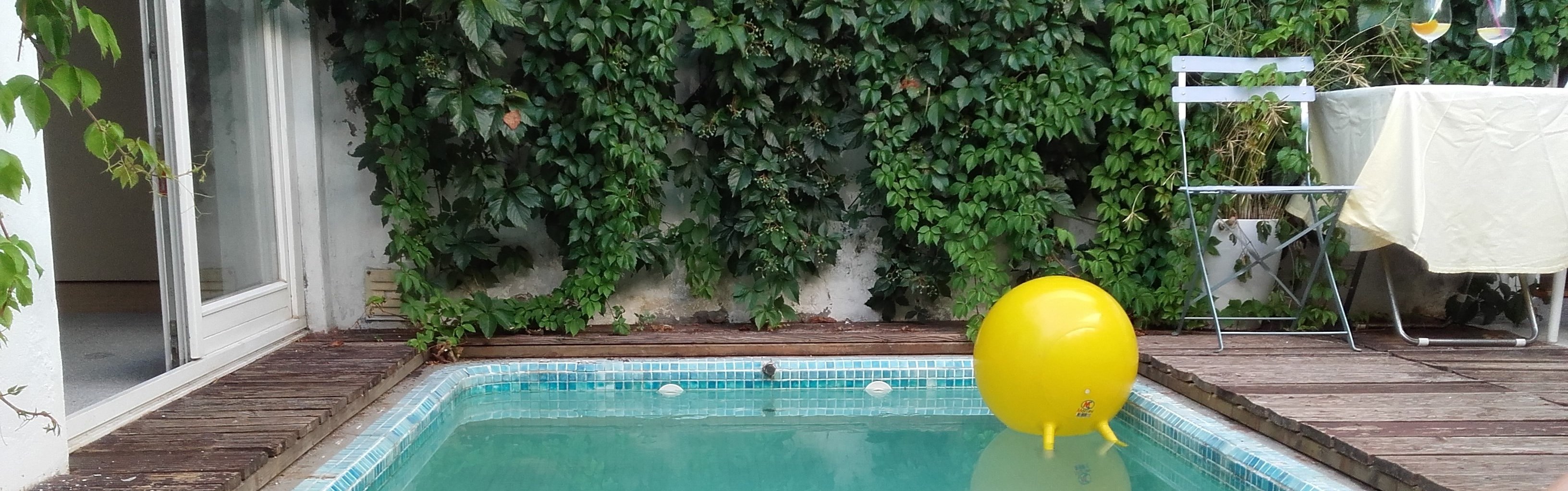 Moradia T4 com piscina no centro histórico de Arronches
