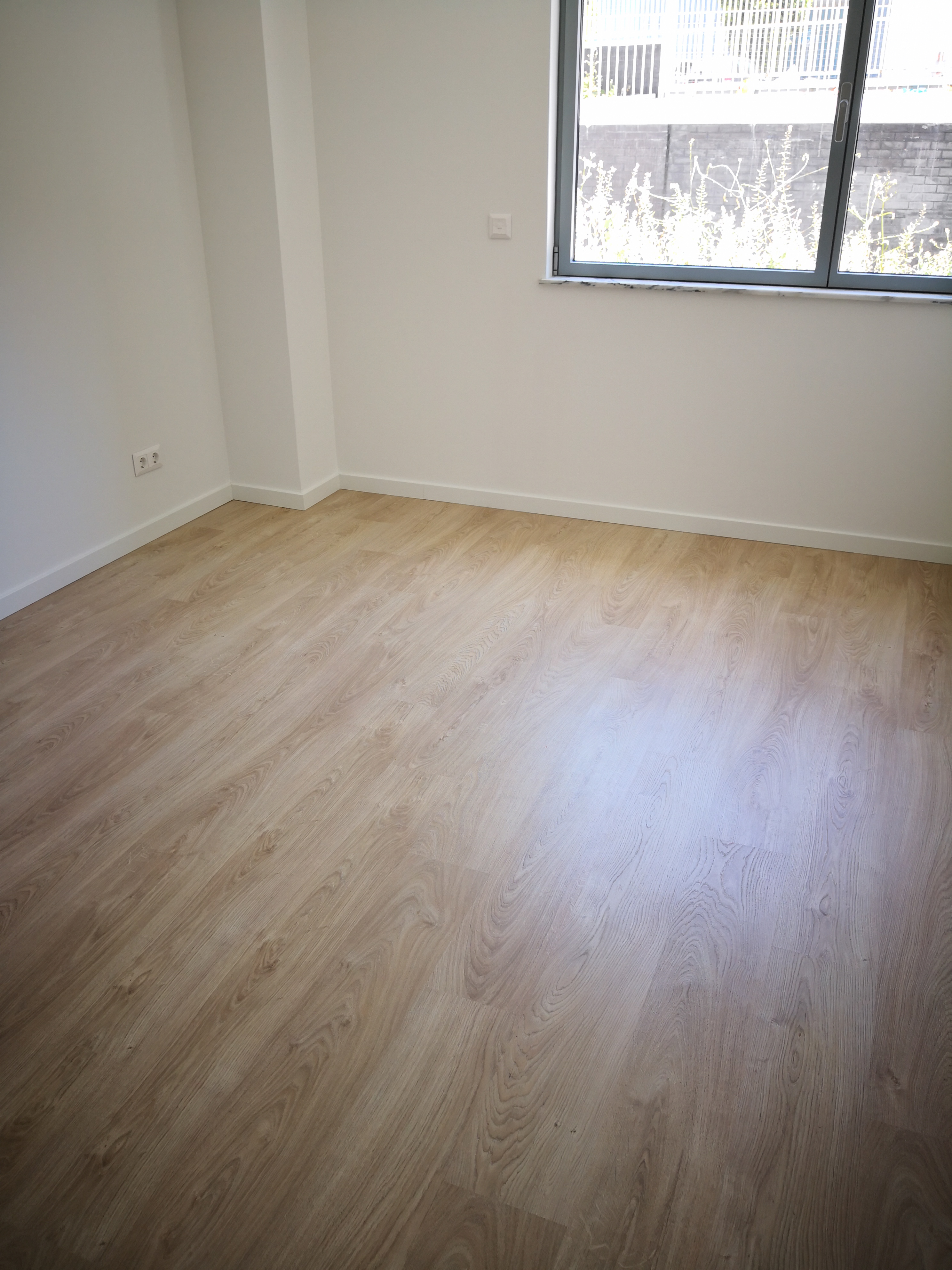 T2- VENDA - NOVO - 94,20 M2 - LUGAR DE ESTACIONAMENTO E ARRECADAÇÃO