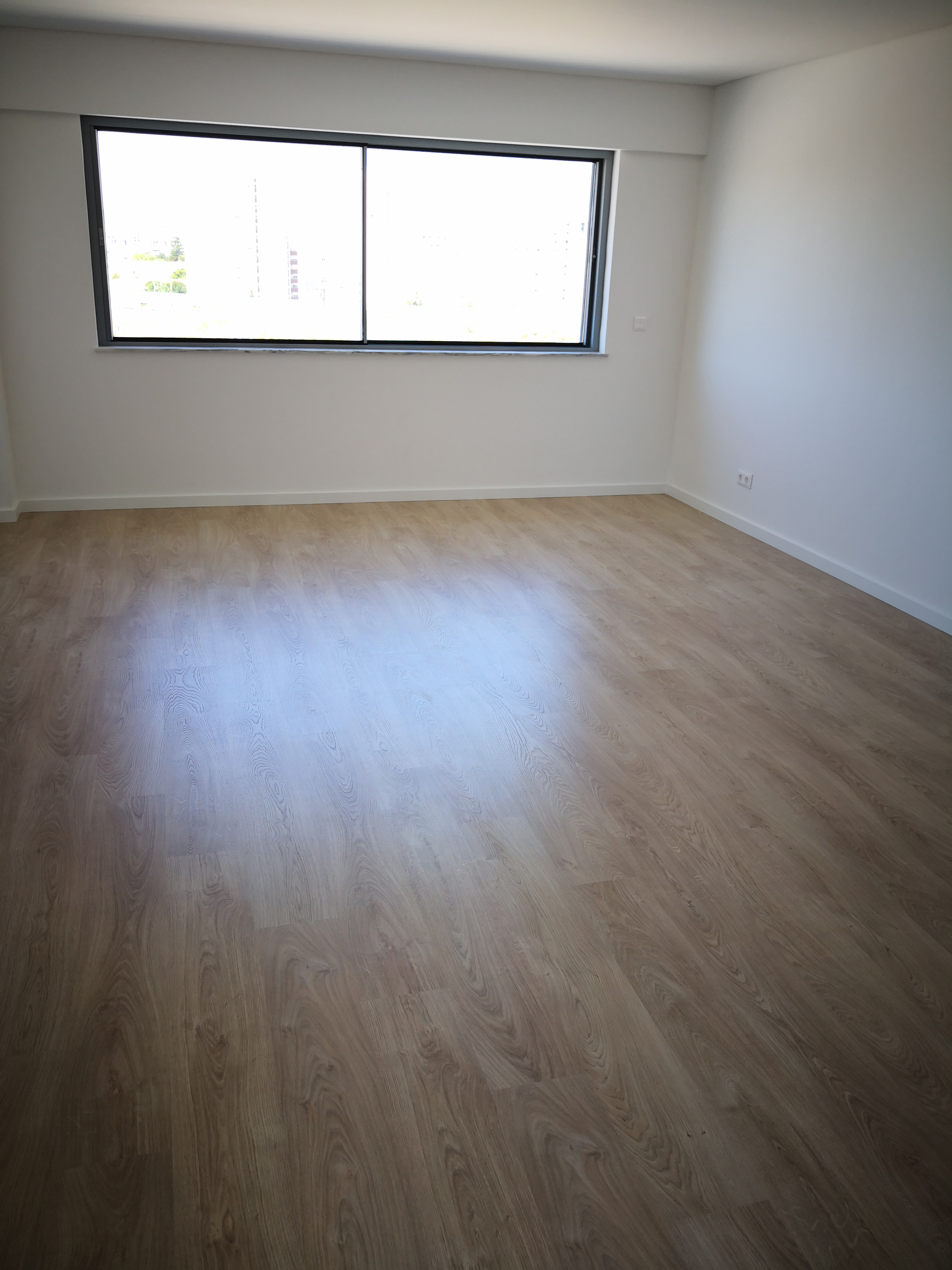 T2- VENDA - NOVO - 96,60 M2 - LUGAR DE ESTACIONAMENTO E ARRECADAÇÃO