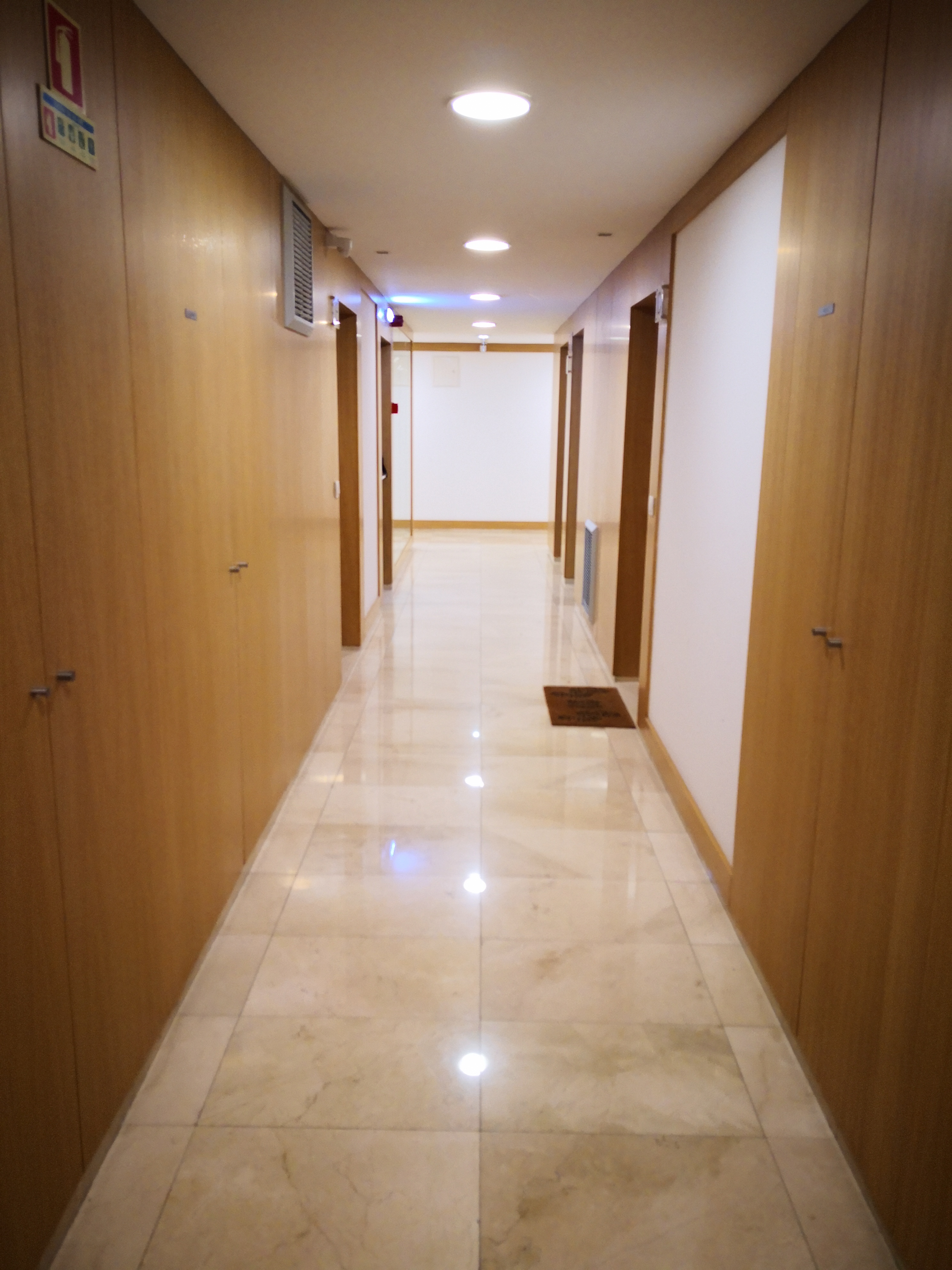 T3 - Venda - 176,20 m2 - 3 Lugares de Estacionamento e Arrecadação