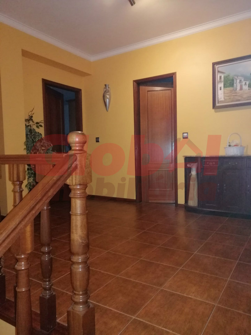 Moradia Geminada T4