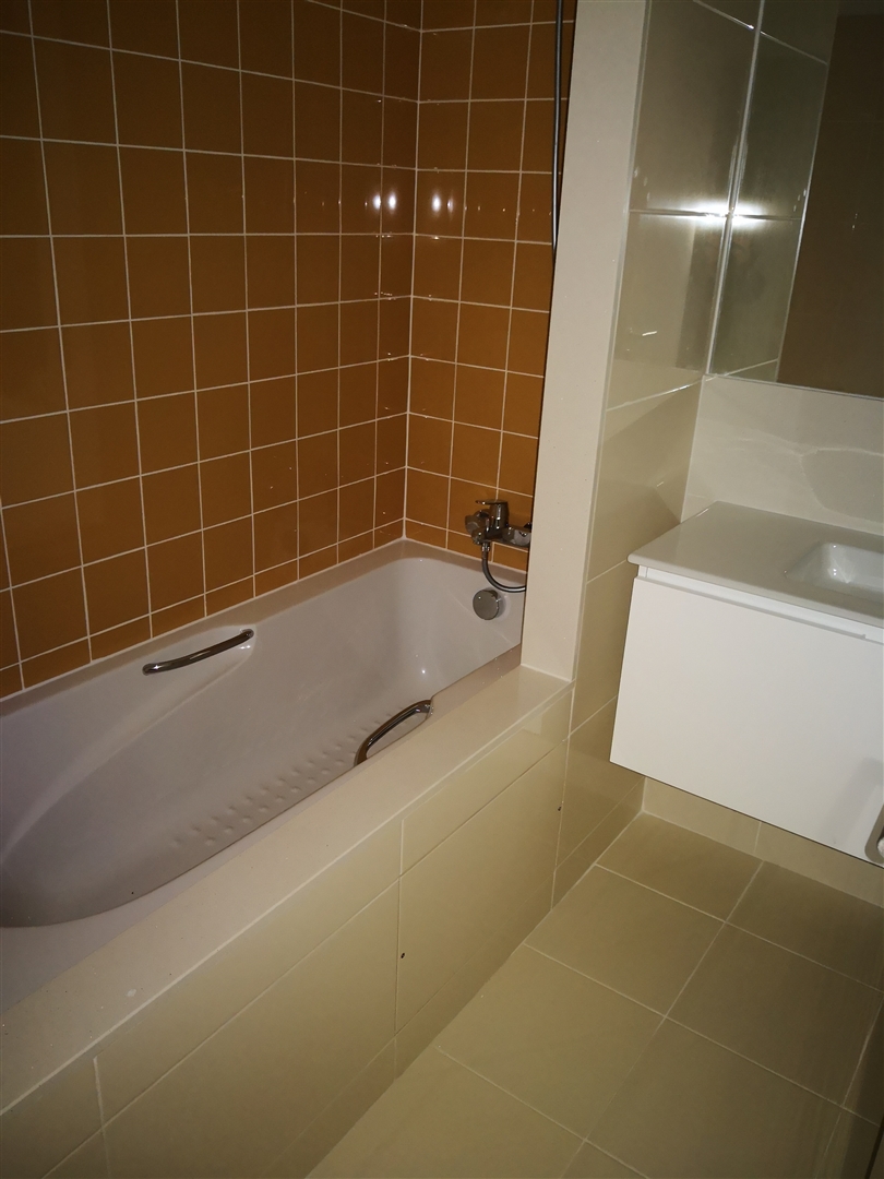 T1 - ARRENDAMENTO  - 1 ESPAÇO DUPLO DE ESTACIONAMENTO E ARRECADAÇÃO