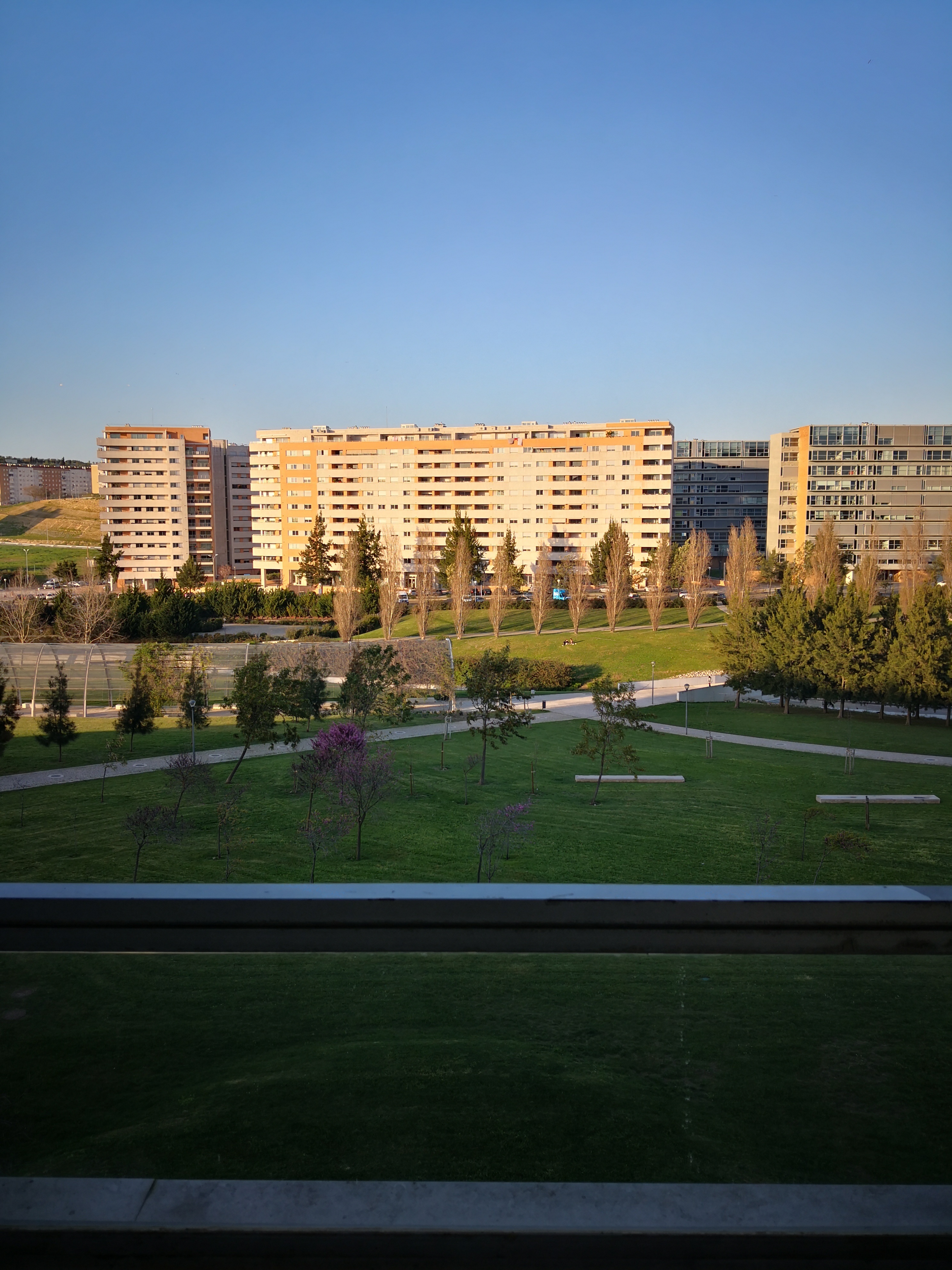 T3 - Venda - 176,20 m2 - 3 Lugares de Estacionamento e Arrecadação
