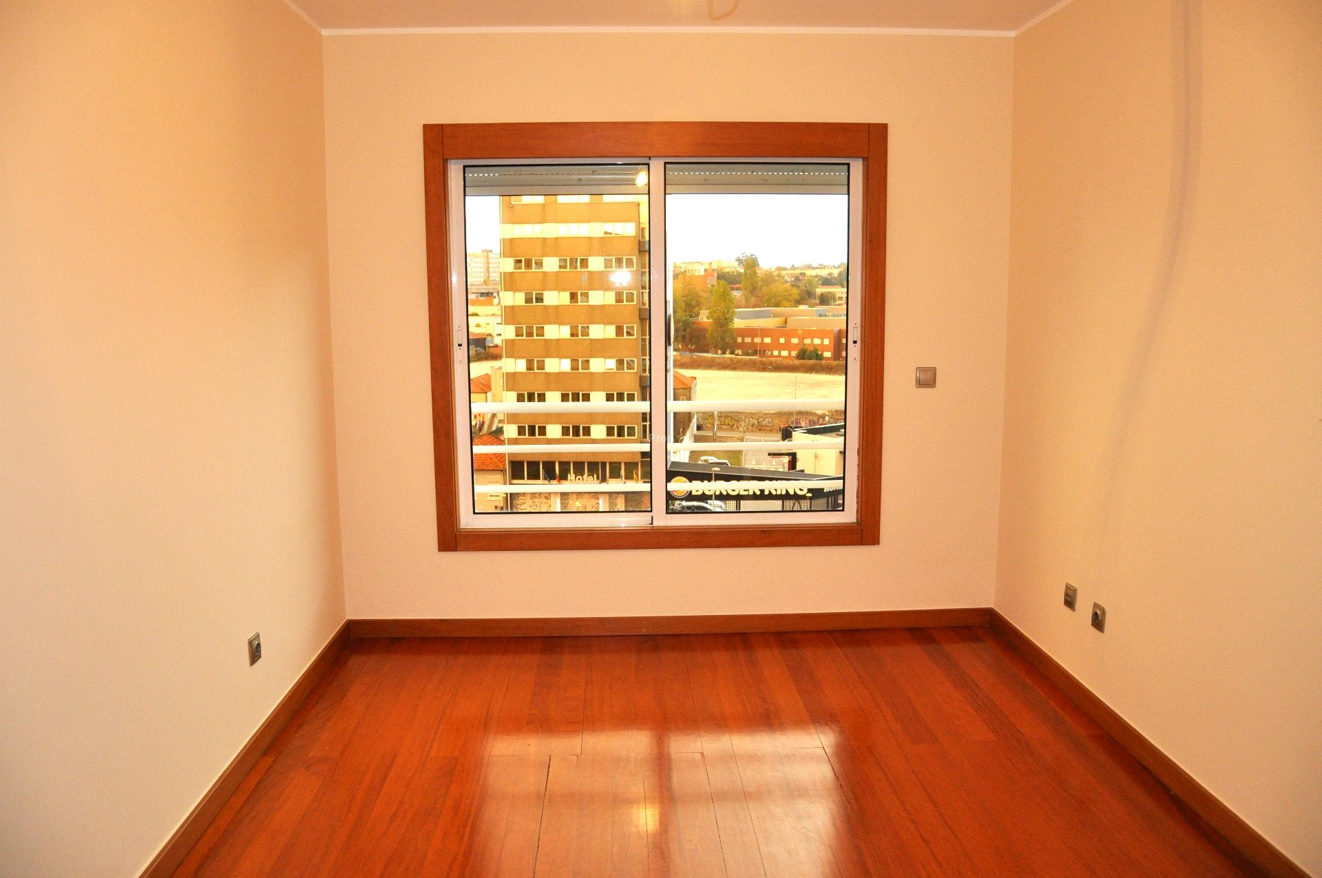 Apartamento T2 Matosinhos junto ao Metro e proximo da Praia