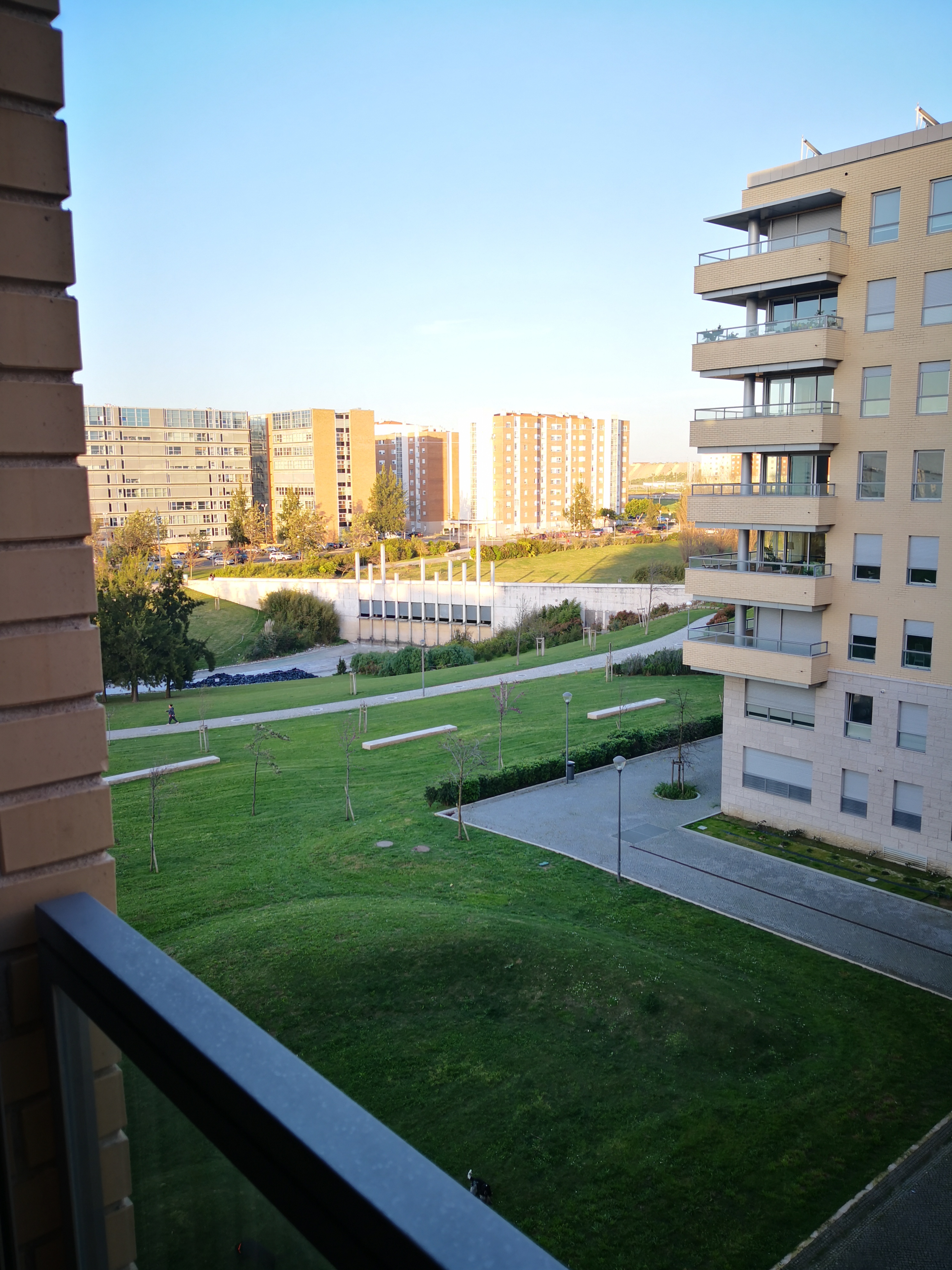 T3 - Venda - 176,20 m2 - 3 Lugares de Estacionamento e Arrecadação