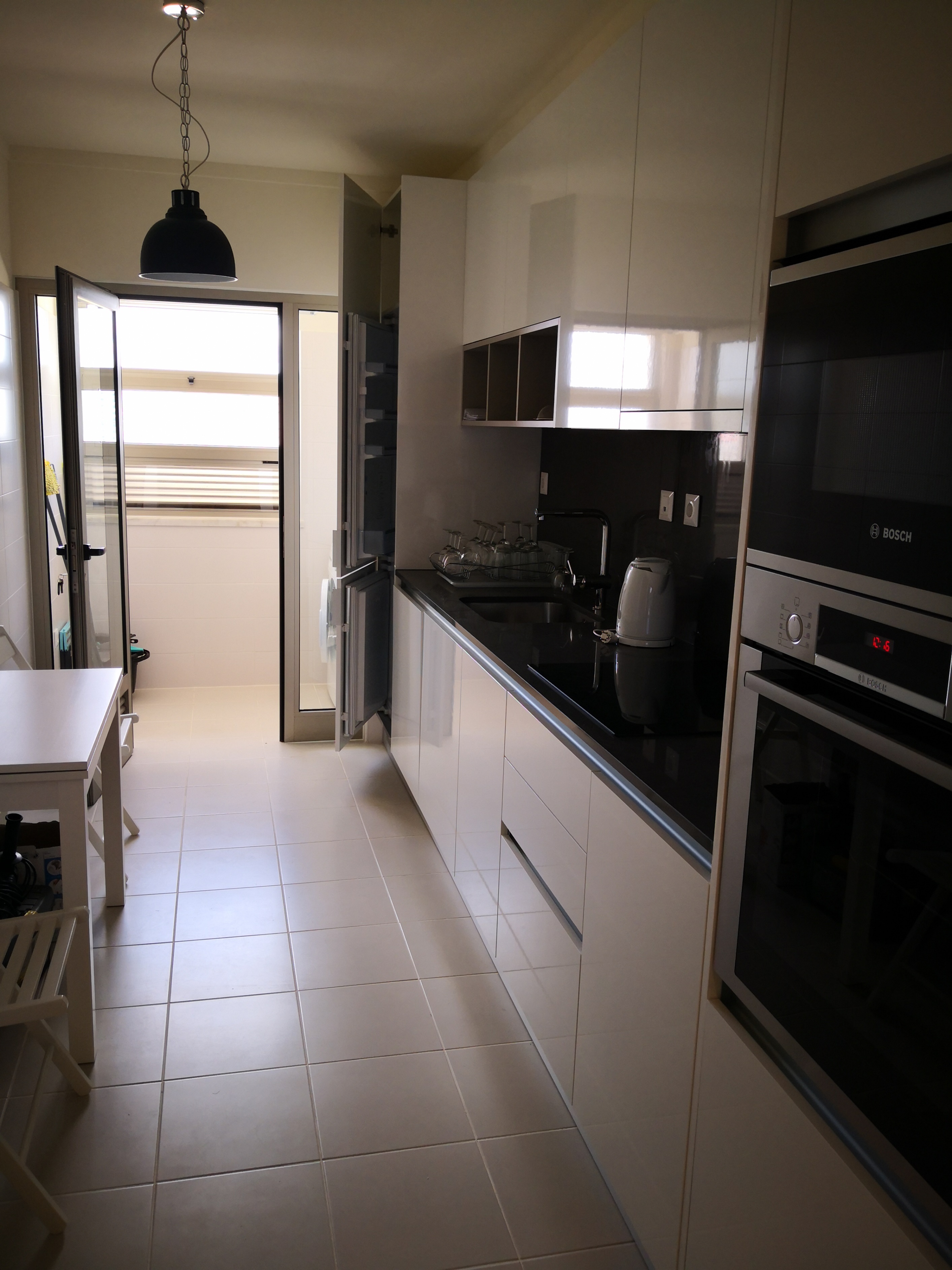 T2 - Arrendamento - Mobilado - 2 Lugares de Estacionamento e Arrecadação