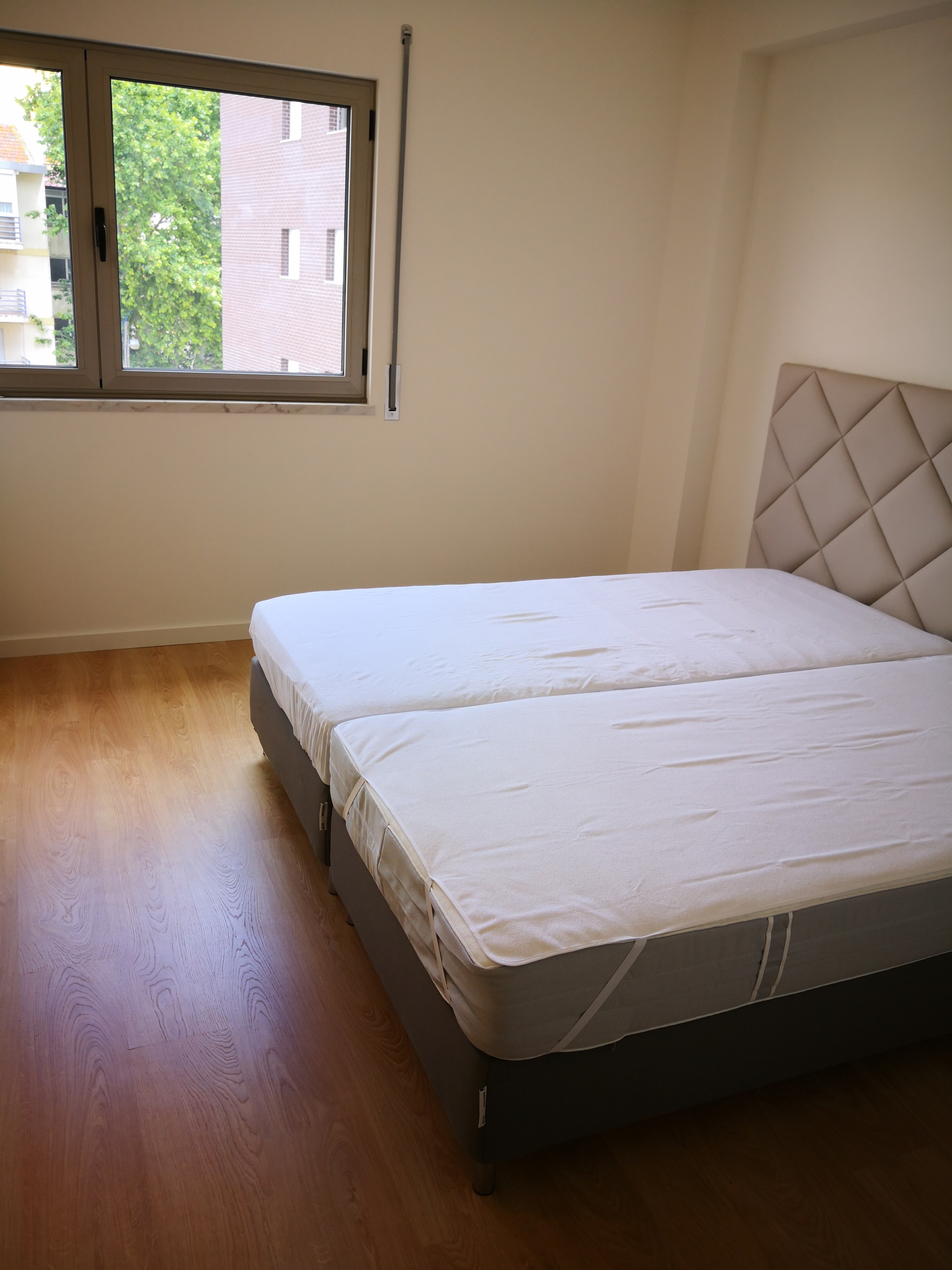 T2 - Arrendamento - Mobilado - 2 Lugares de Estacionamento e Arrecadação