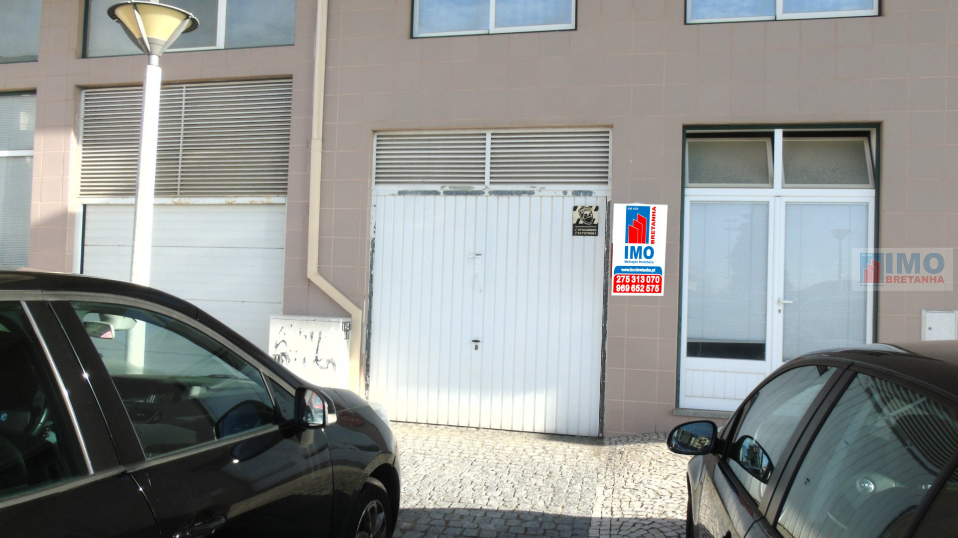 Garagem para 6 carros perto da ESE