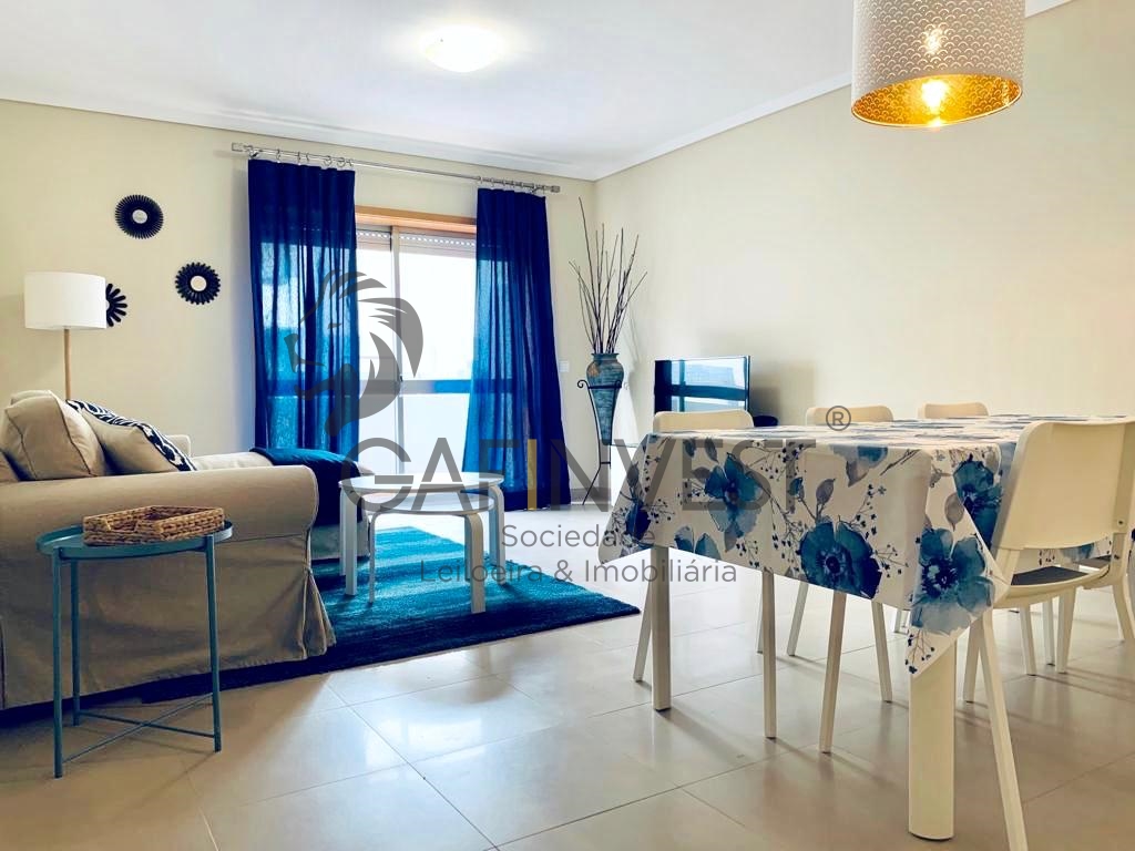 Apartamento T3 com Terraço na Praia da Barra