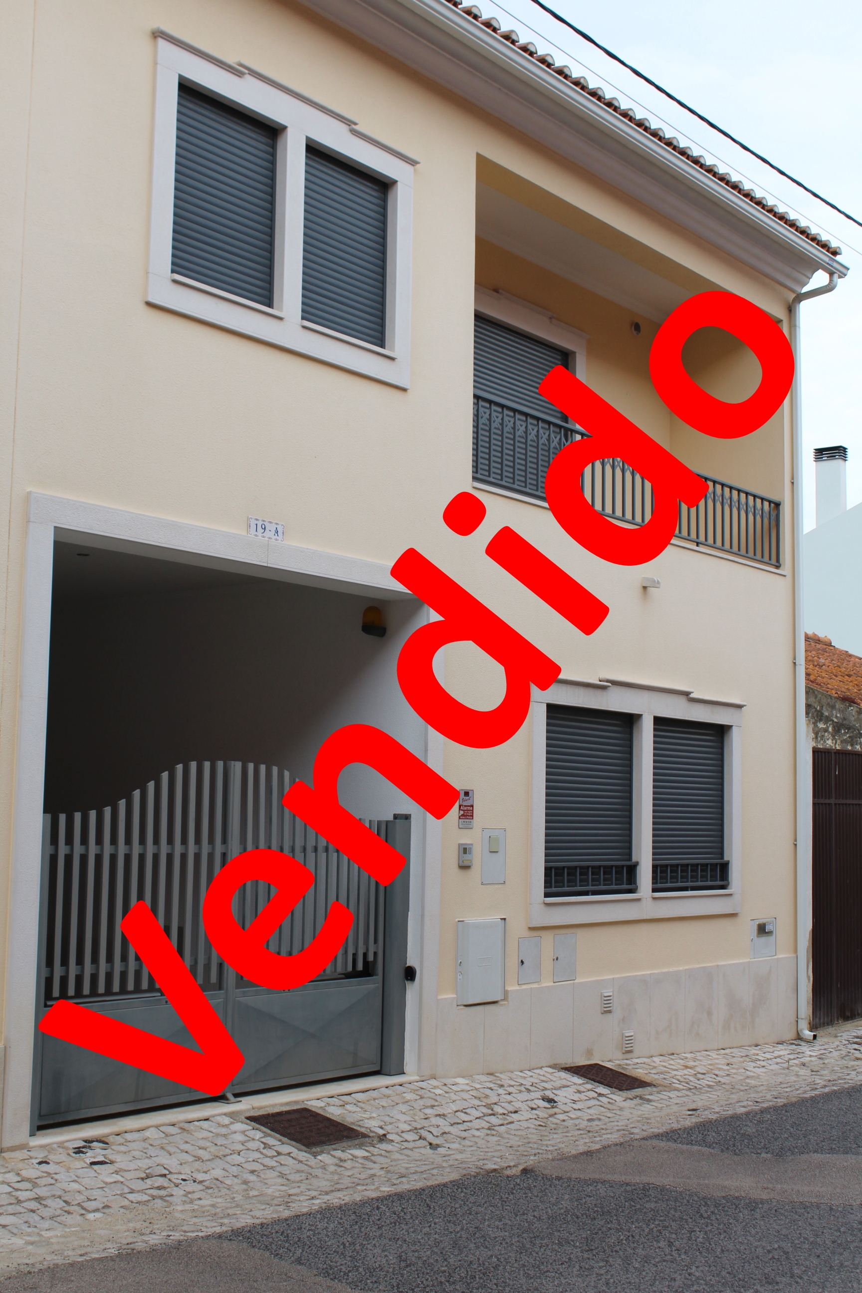 Moradia Geminada T4