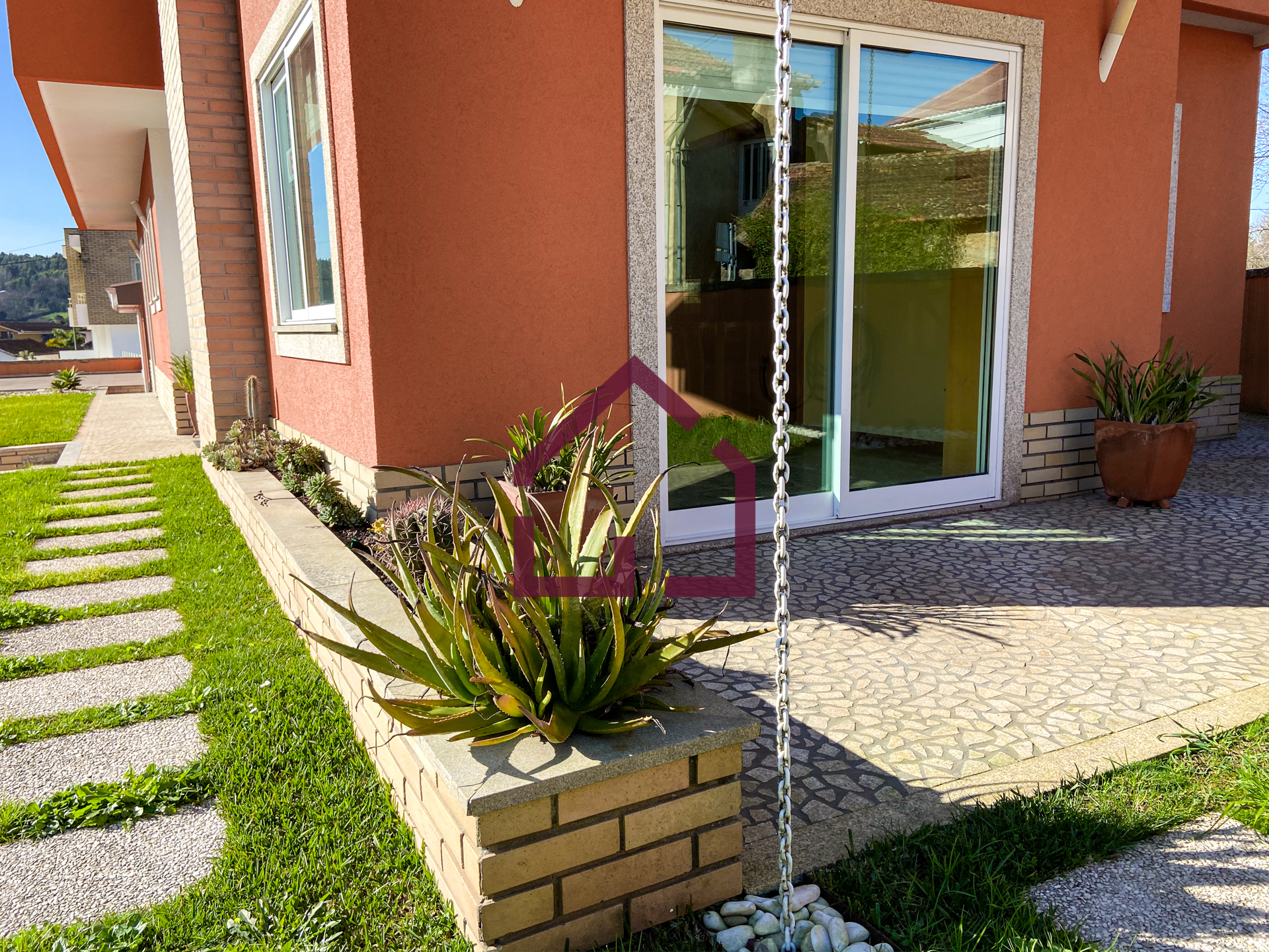 Moradia T3 Térrea - São João de Ver