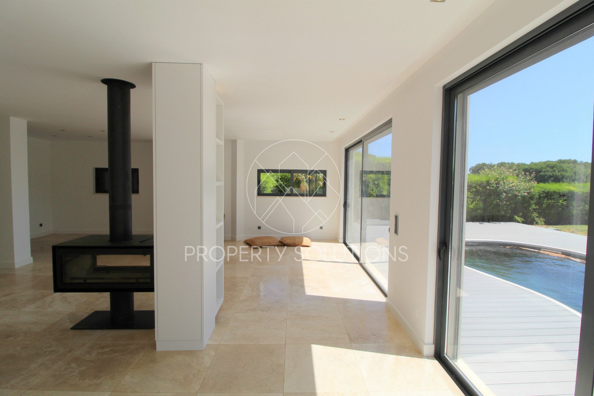 独立式的房子 4个房间