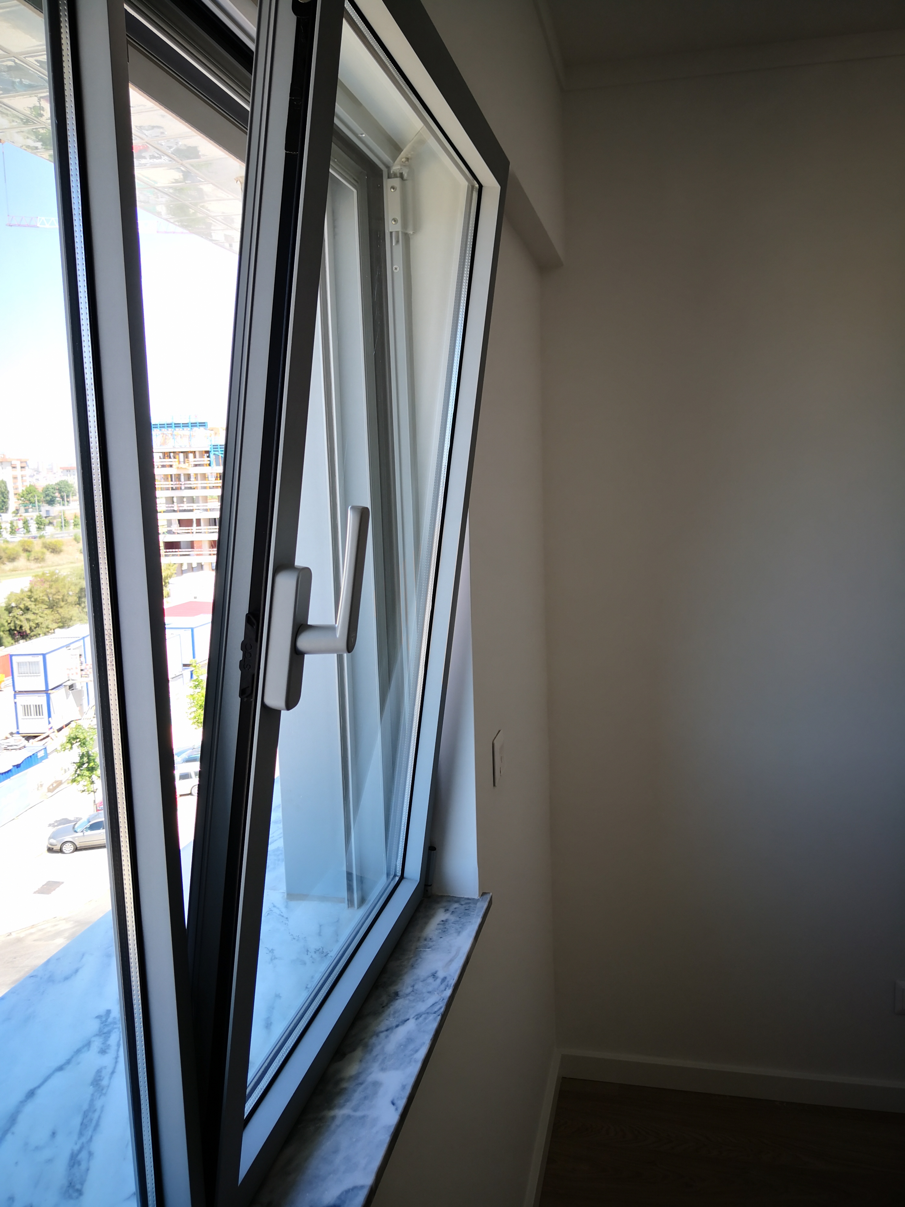 T2- VENDA - NOVO - 96,60 M2 - LUGAR DE ESTACIONAMENTO E ARRECADAÇÃO