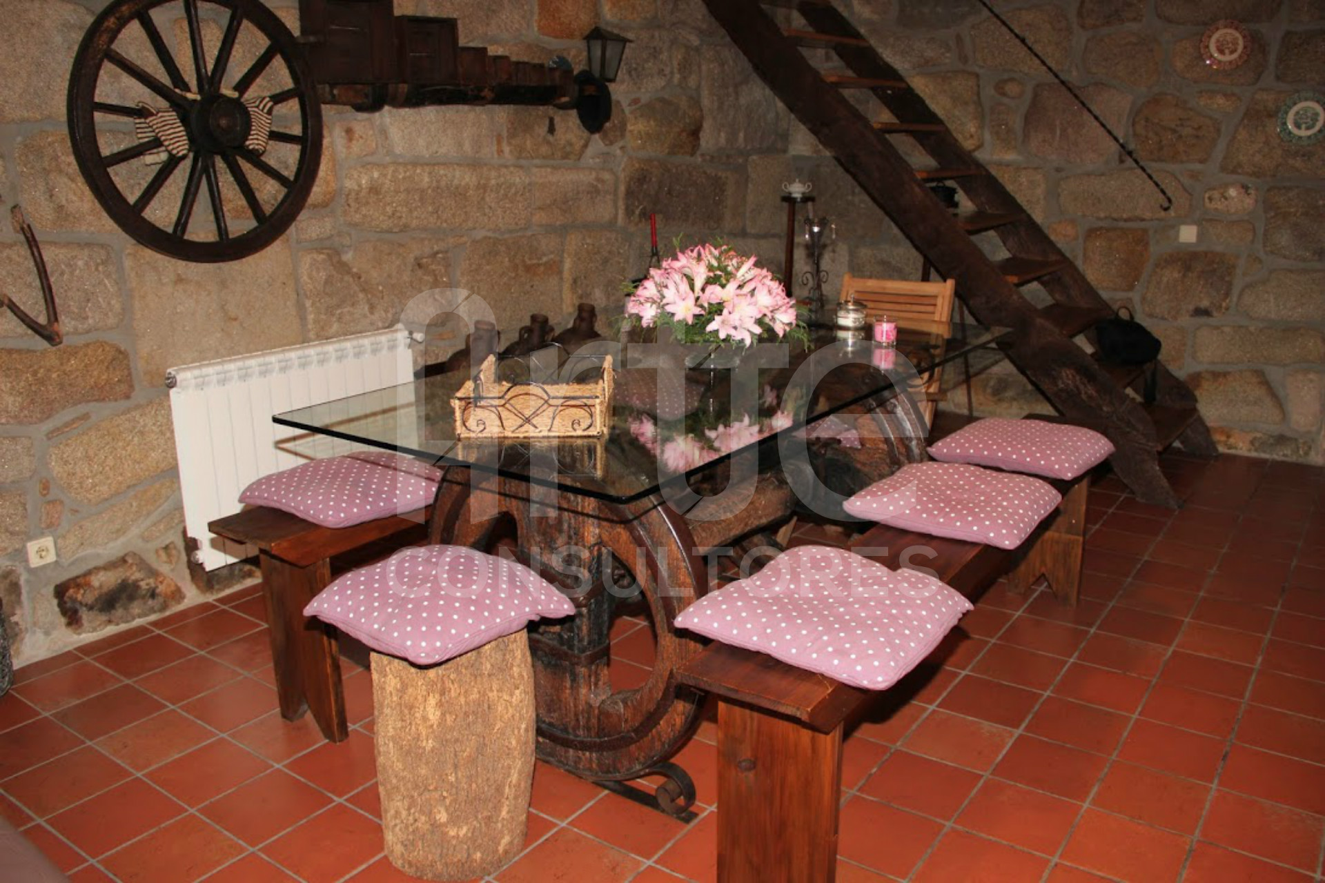 Quinta T3 em Couto Esteves para AL