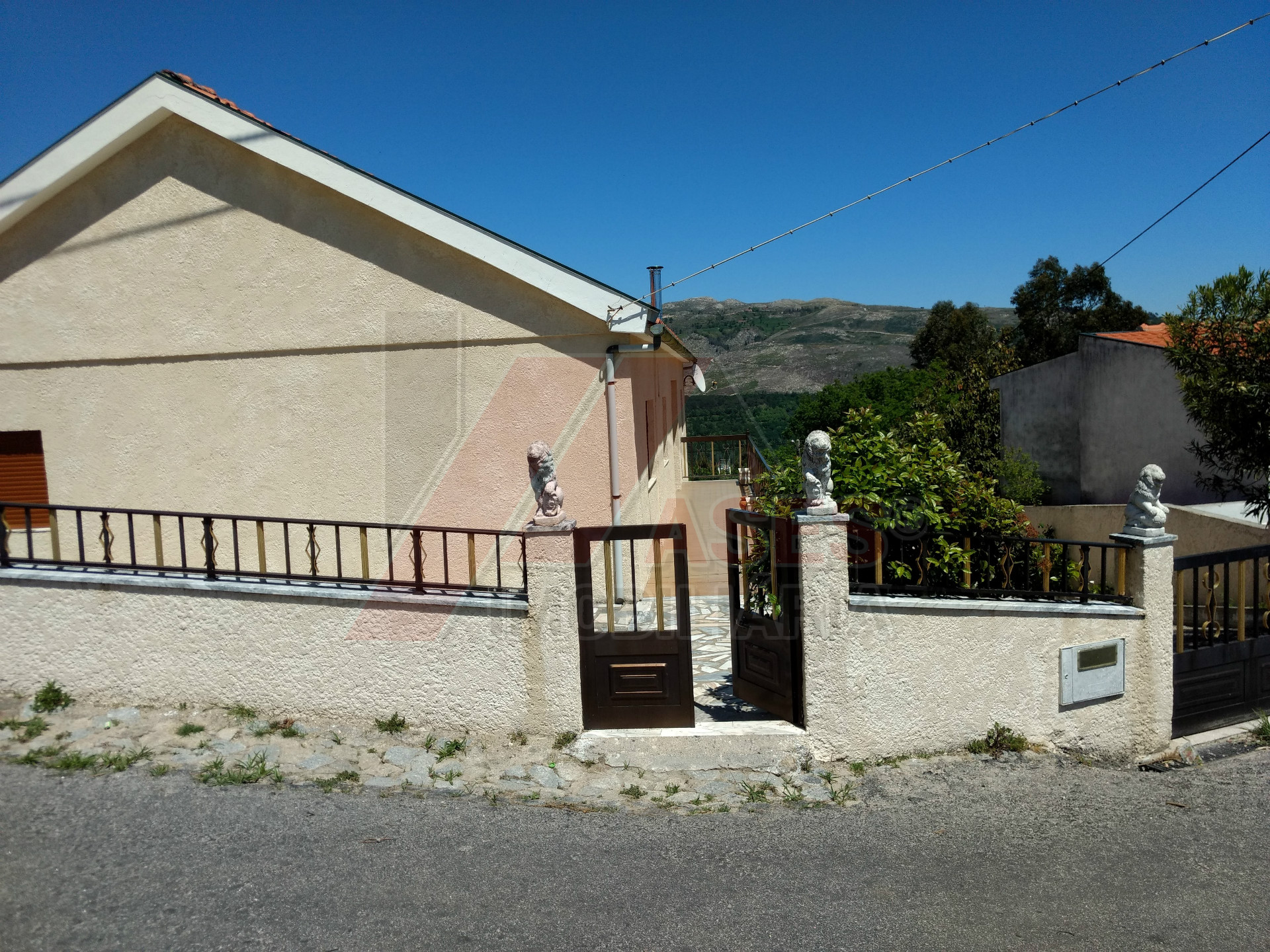 Haus 3+1/2 Schlafzimmer