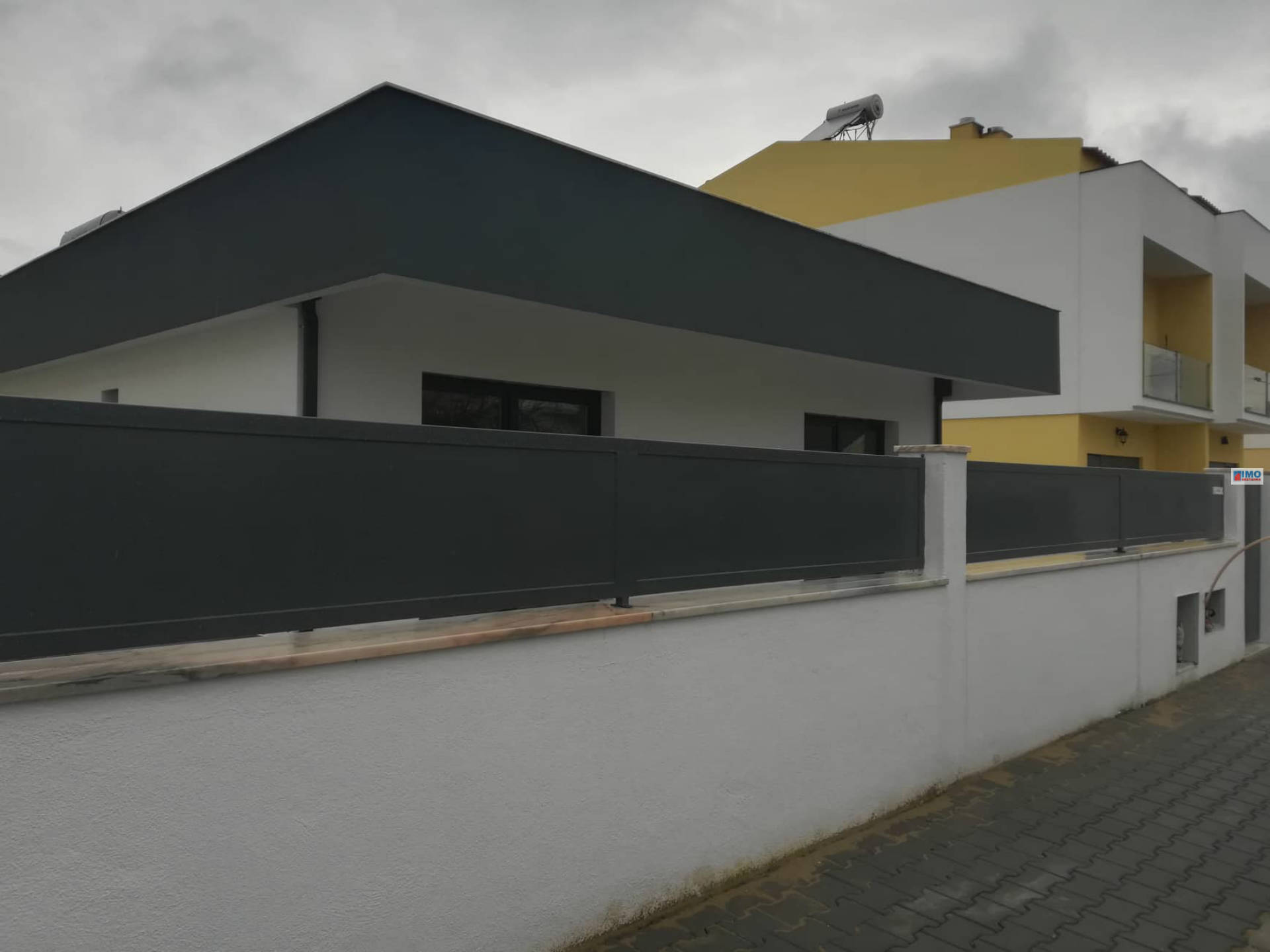 Moradia V3 Terrea e Isolada - Redondos