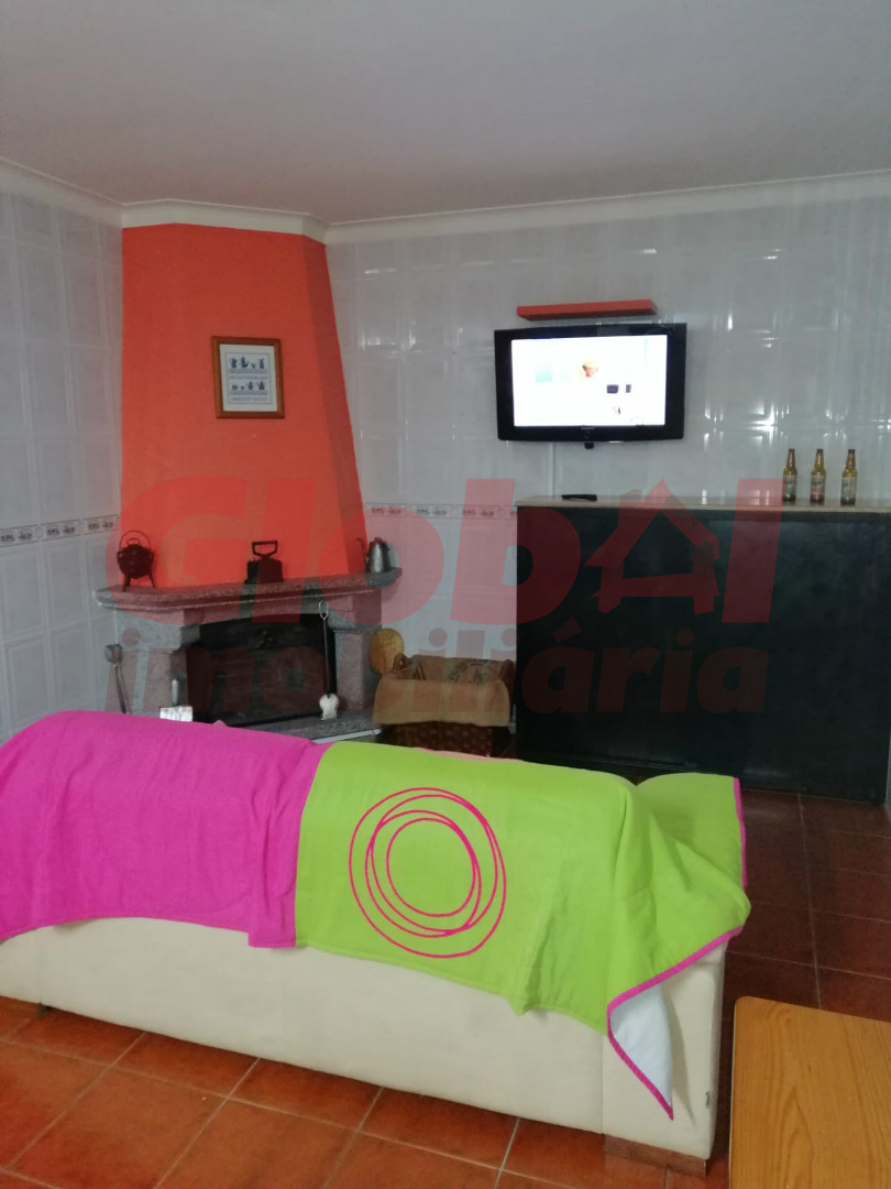 Moradia Geminada T4