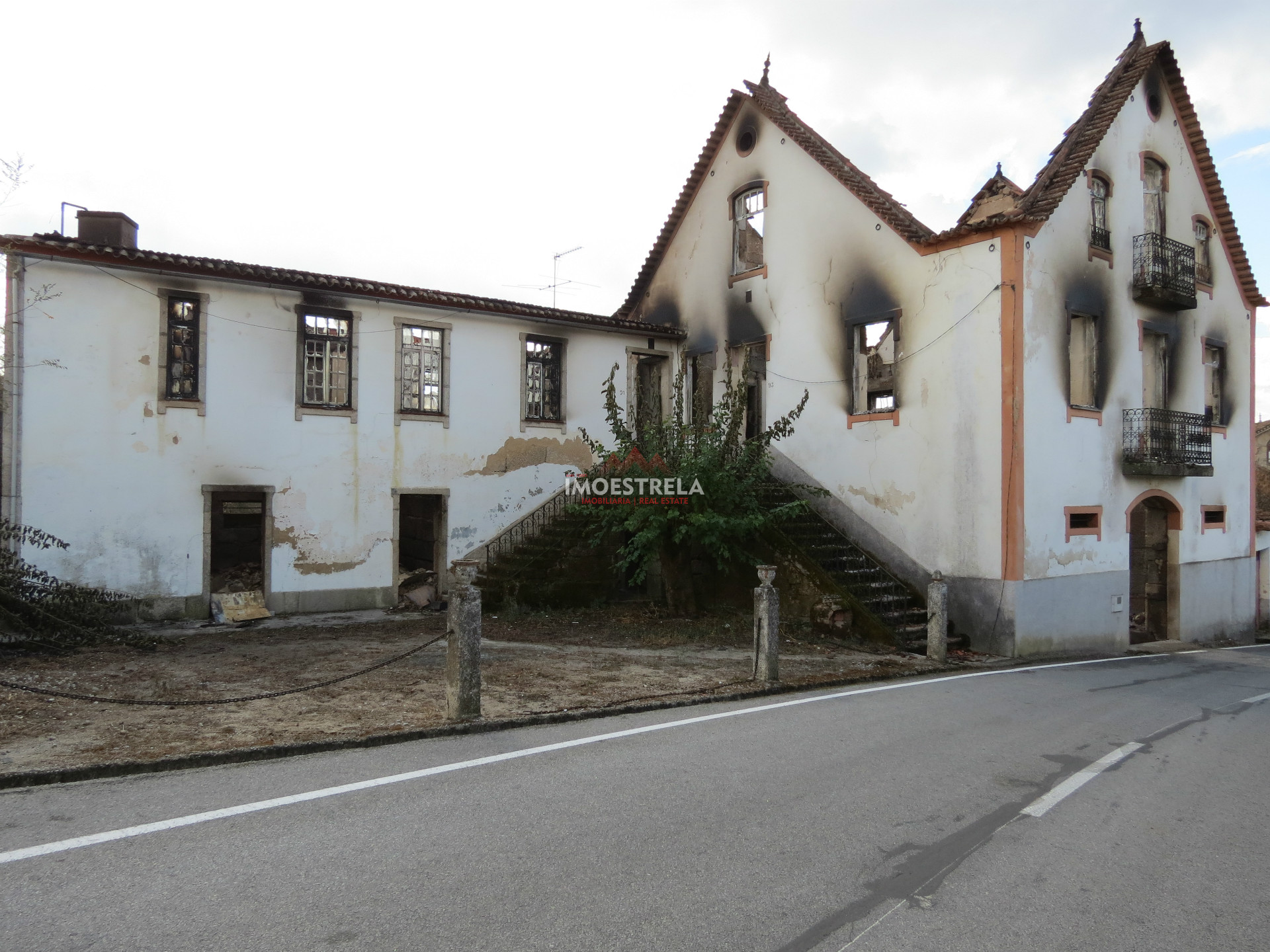 Moradia para Restaurar T6