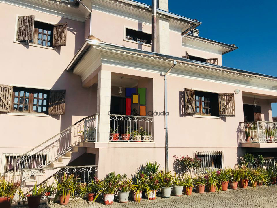 Einfamilienhaus 6 Schlafzimmer