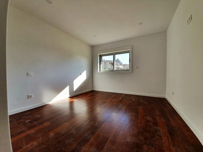 T2 novo em construção