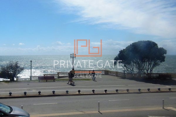 Loja localizada na Avenida Brasil