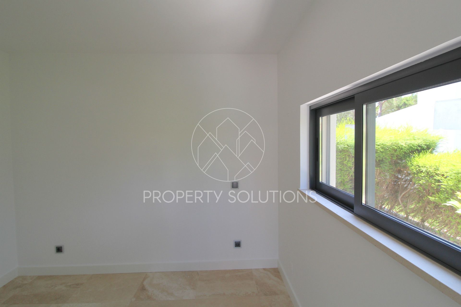 独立式的房子 4个房间