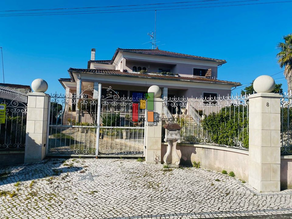Einfamilienhaus 6 Schlafzimmer