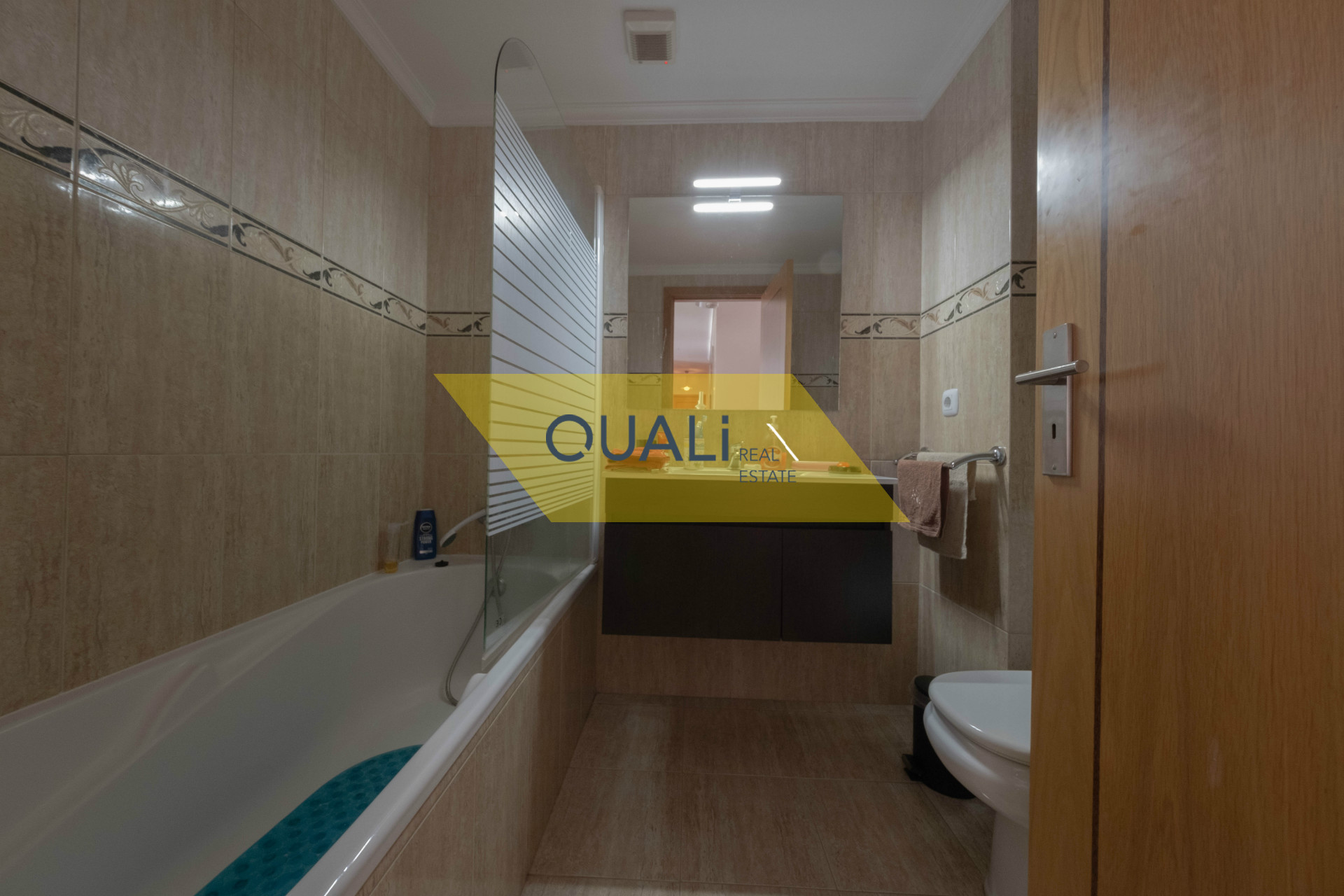 Eccellente appartamento con 3 camere da letto a Barreiros - Funchal - € 261.000,00