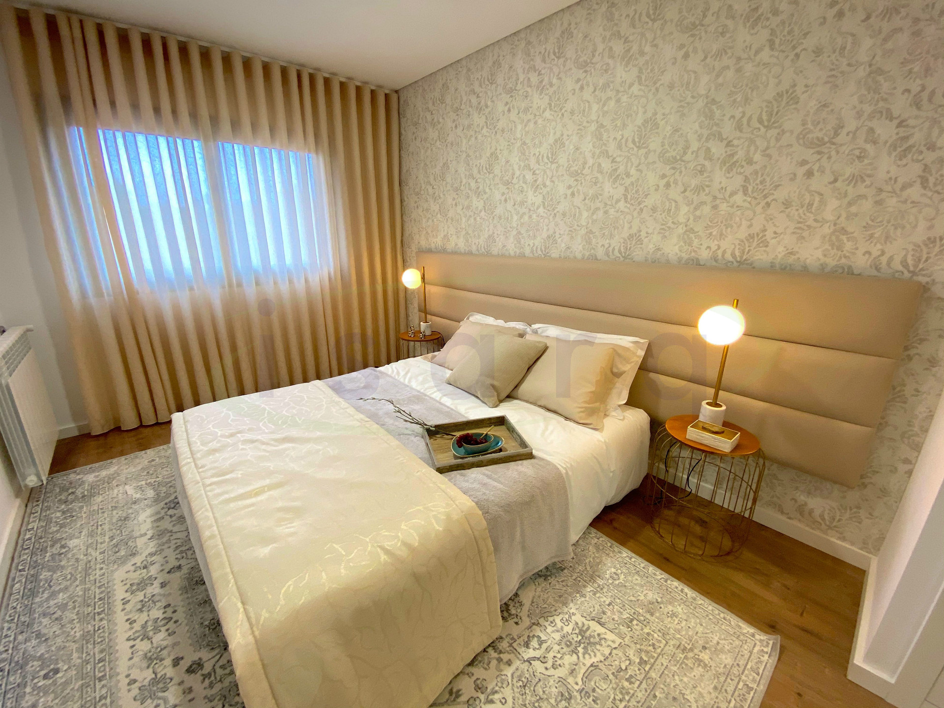 NEUES Apartment mit 3 Schlafzimmern, 15 Minuten vom Universitätscampus von S João entfernt;