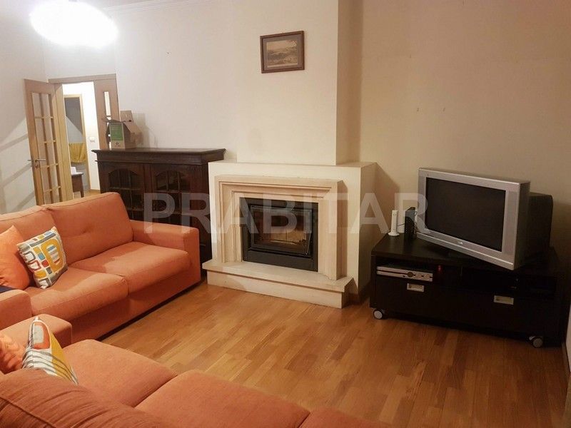 Apartamento T3 com Garagem na Urbanização Panorâma