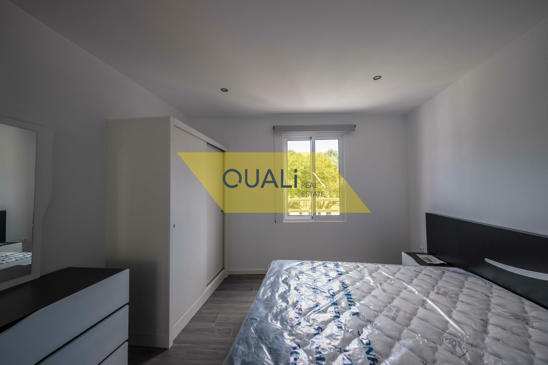 - Fantástico apartamento T1 em Machico €135.000,00