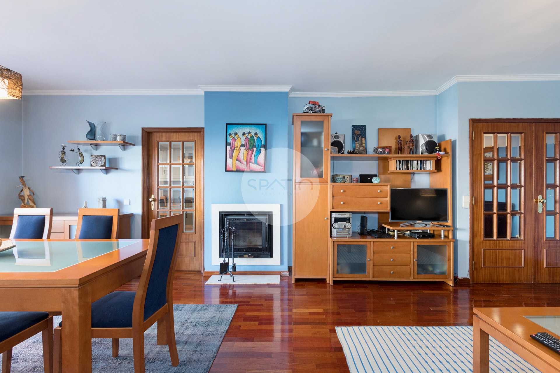 Apartamento T2 com garagem * Caulinos