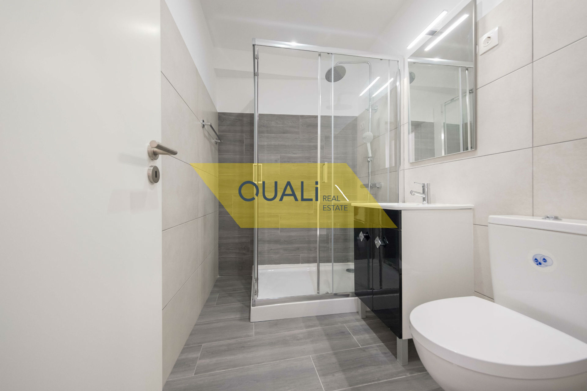 -Apartamento T1 no centro de Machico a dois minutos de zona balnear. €135.000,00