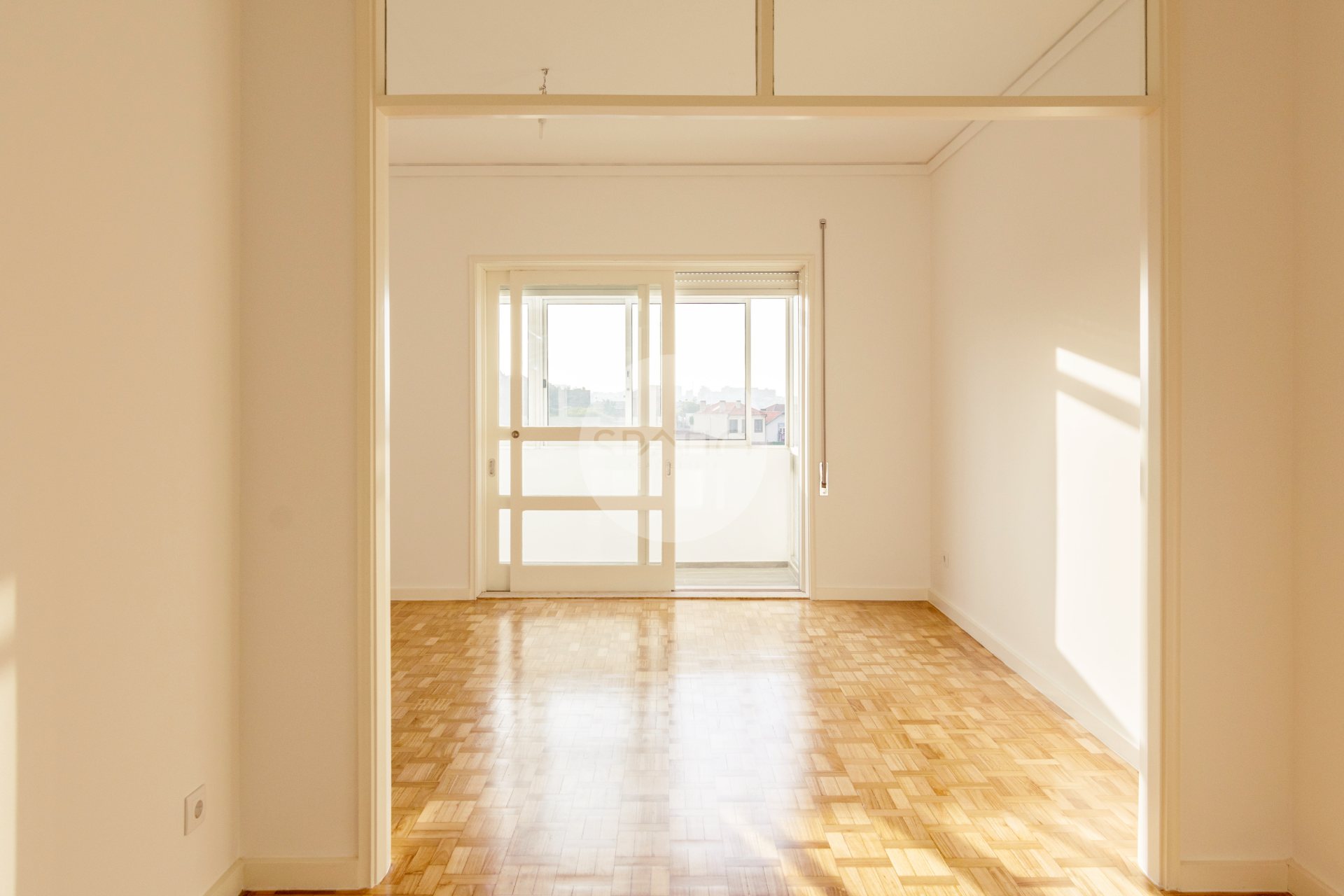 Apartamento T2 C/ Garagem Box * Devesas * V.N.Gaia