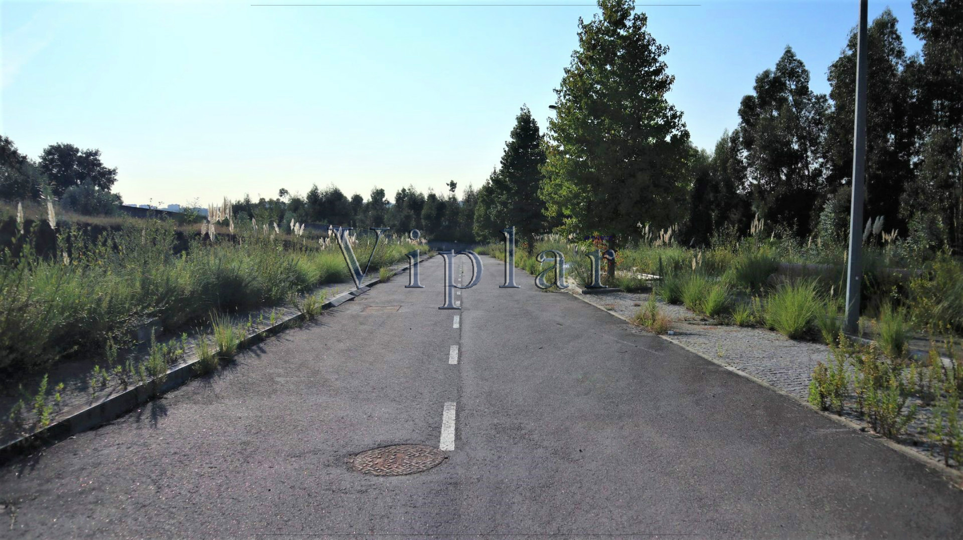 Участок земли