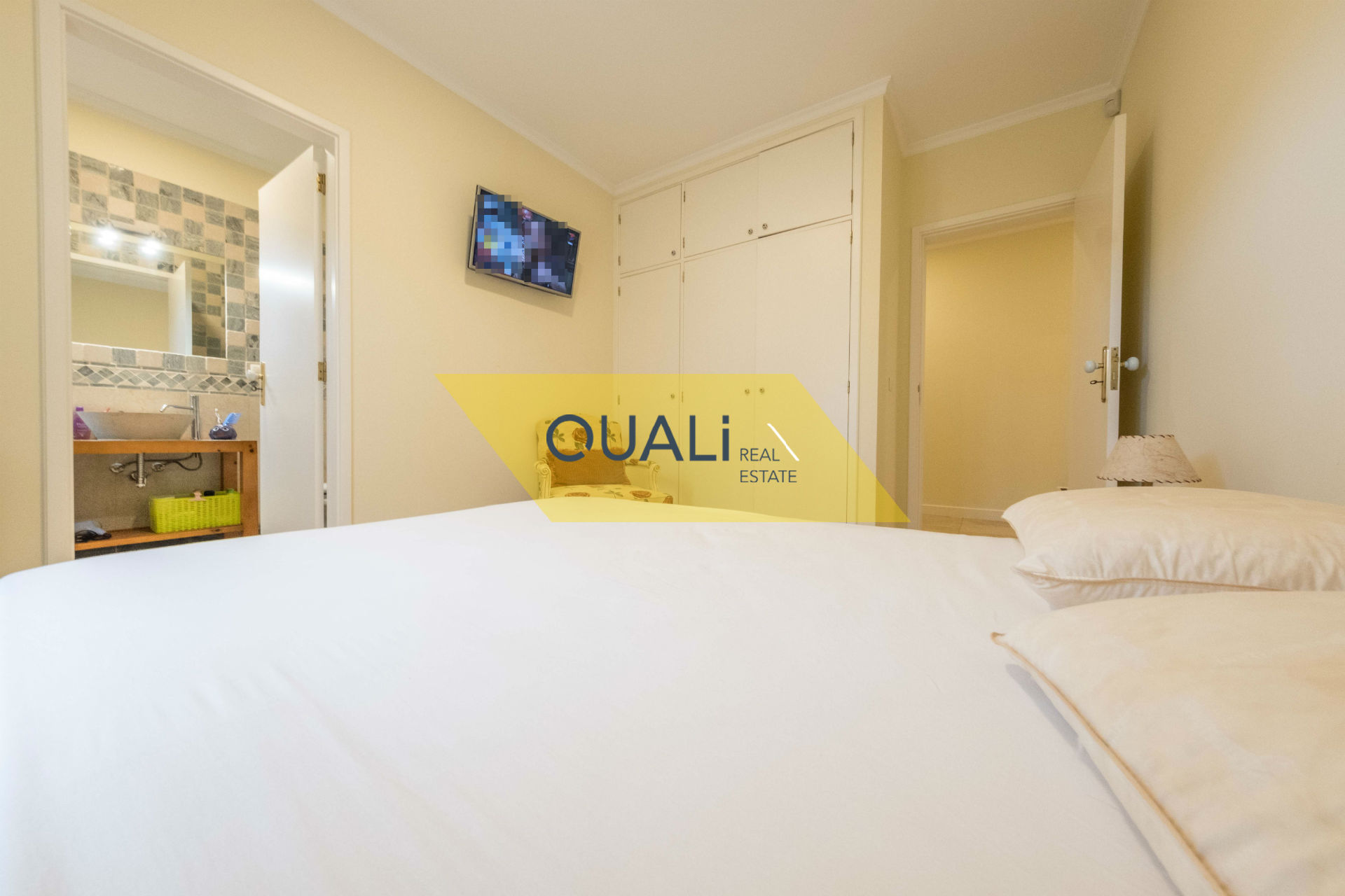 Casa independiente 4 dormitorios- En venta, insertada en Quinta Salgado-Porto Santo - € 780,000.00