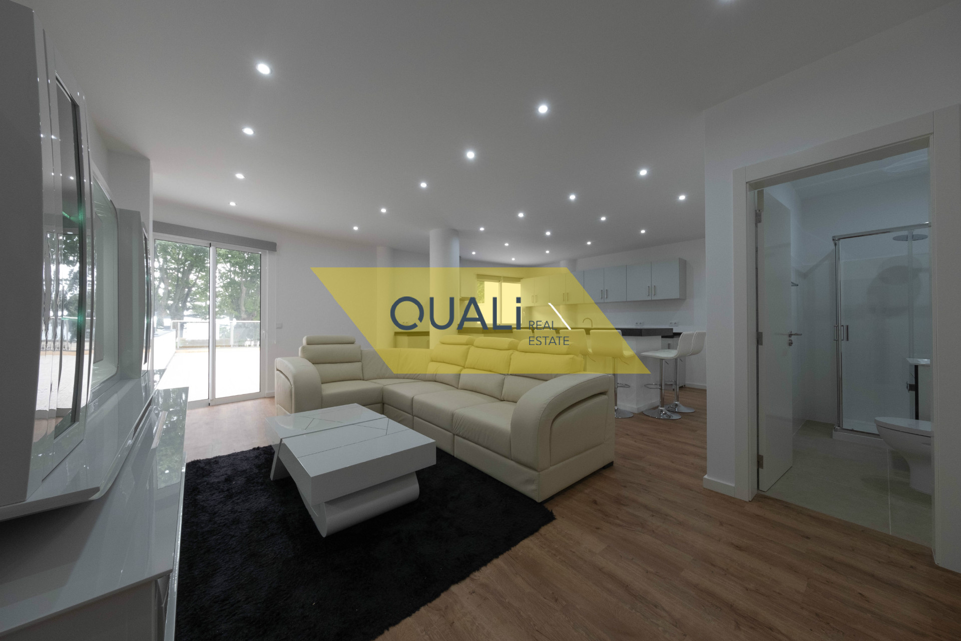 - Fantástico apartamento T3 em Machico €285.000,00