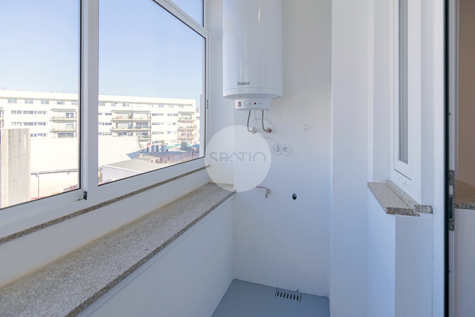 Apartamento T3 Renovado * Rotunda da Boavista