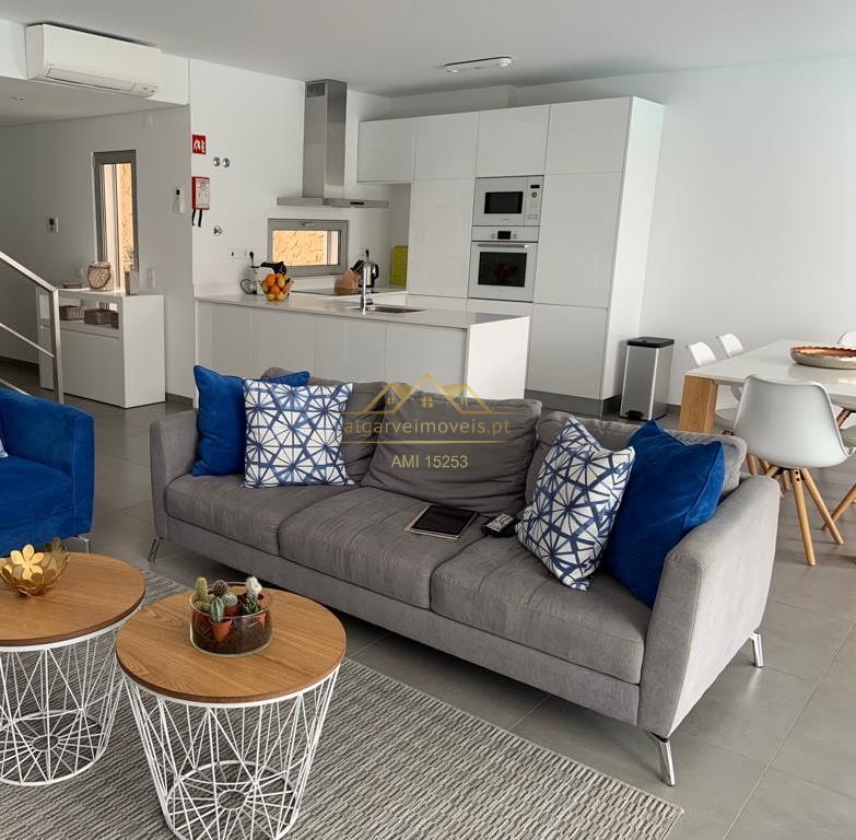 Vivienda duplex de 3 habitaciones