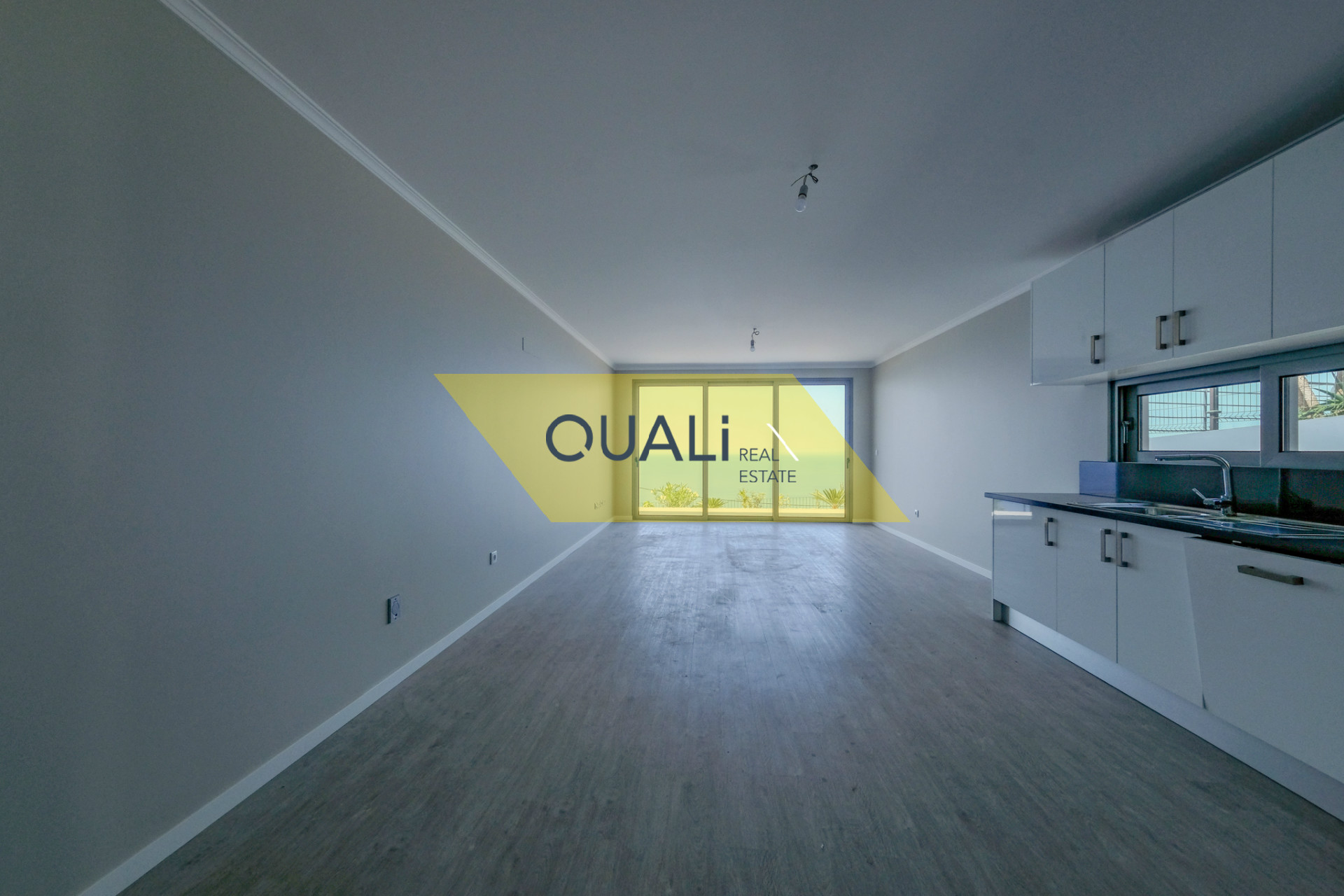 Modern 3 bedroom villa in Calheta - Madeira Island - €335.000,00