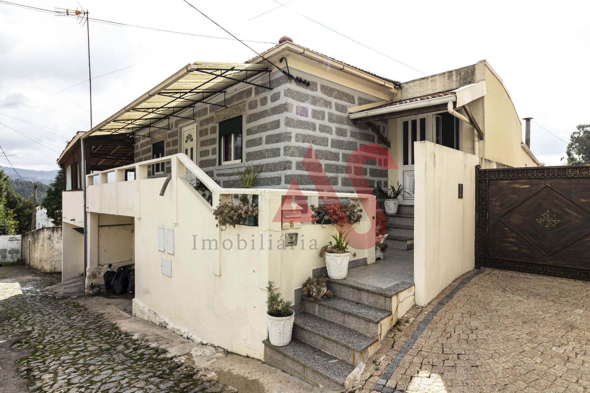 Moradia T3 em Moreira de Cónegos, Guimarães