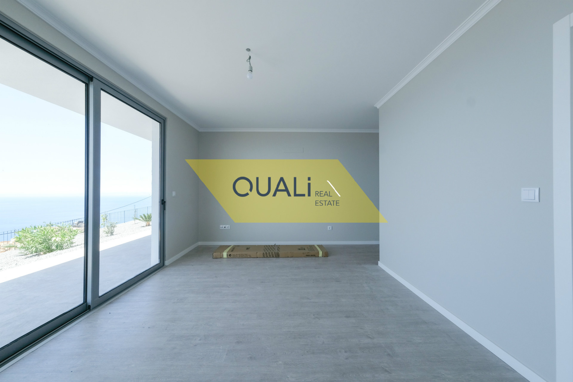 Modern 3 bedroom villa in Calheta - Madeira Island - €335.000,00