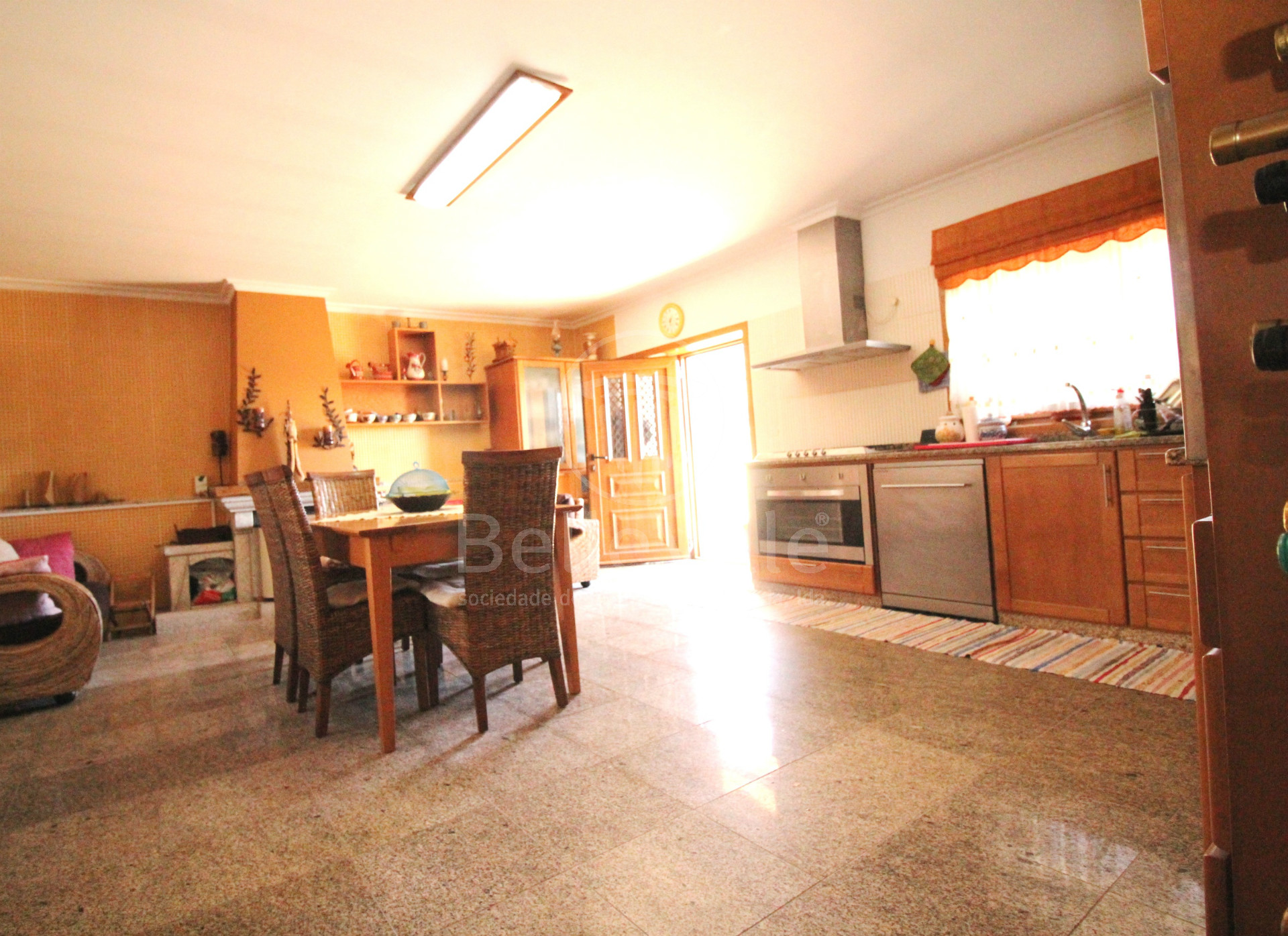 BelleVille Sociedade de Mediação Imobiliária, Lda