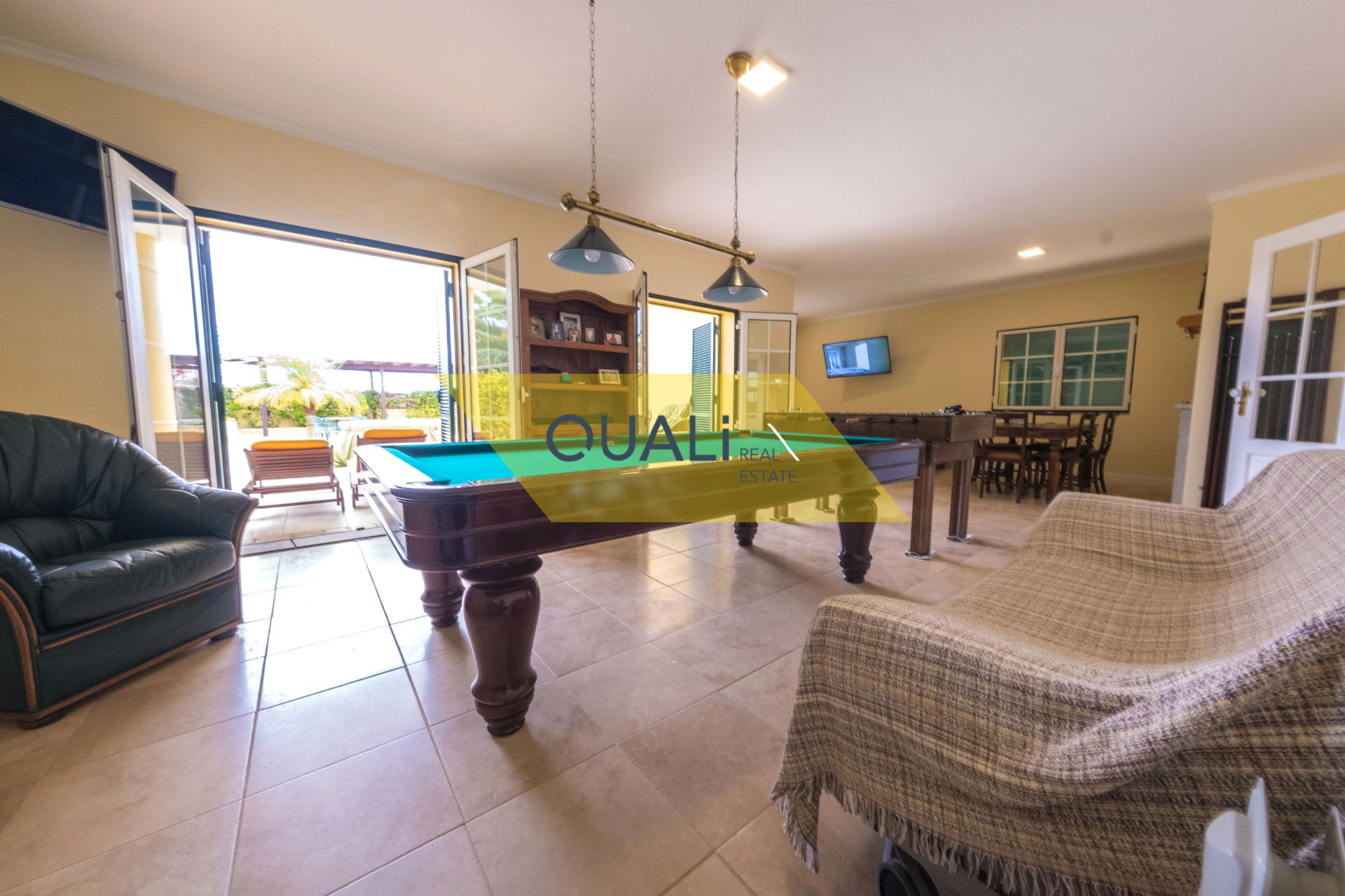 Casa independiente 4 dormitorios- En venta, insertada en Quinta Salgado-Porto Santo - € 780,000.00