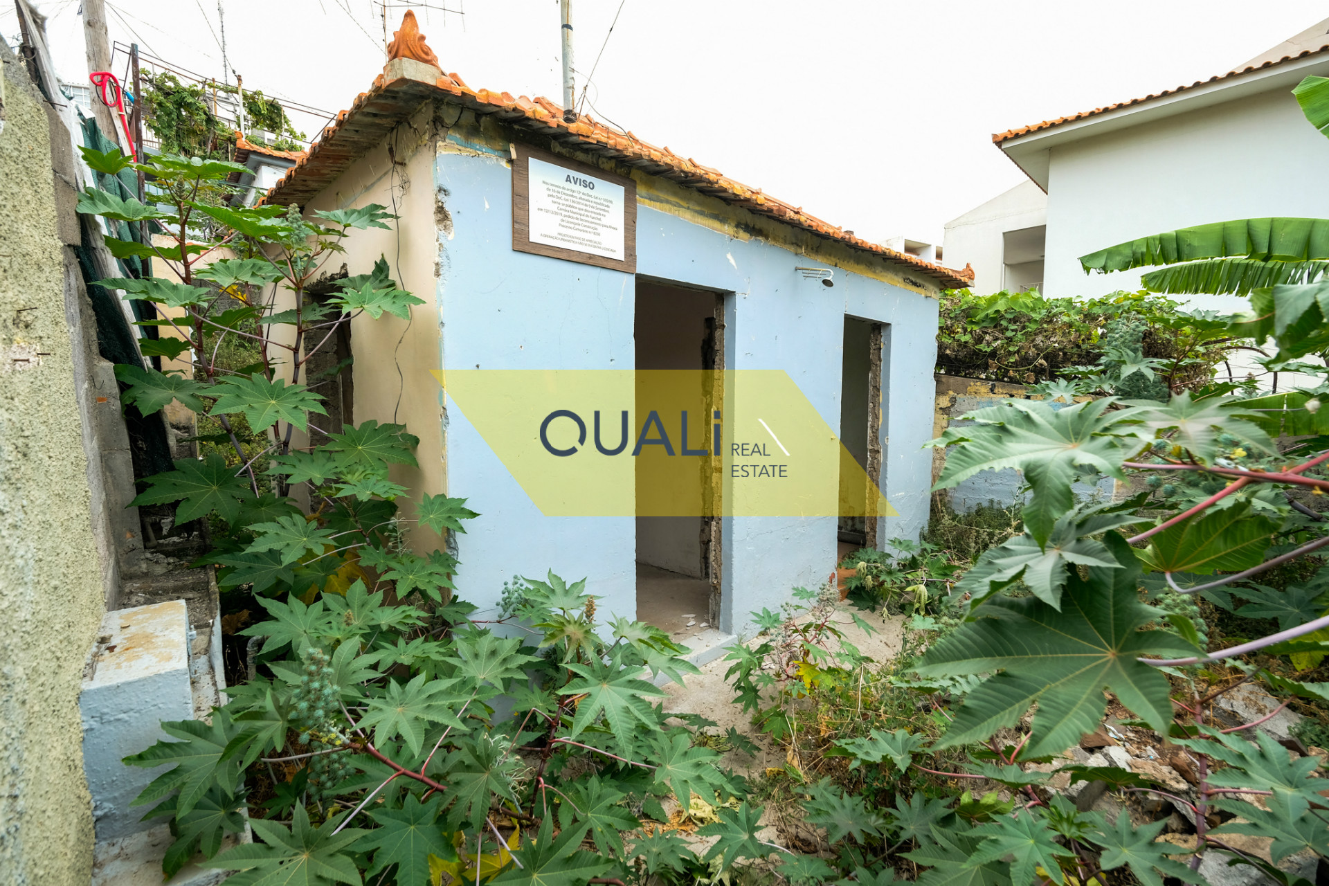 170m2 Plot Land of Project Approved for Sale in Funchal - Madeira Island. €80.000,00