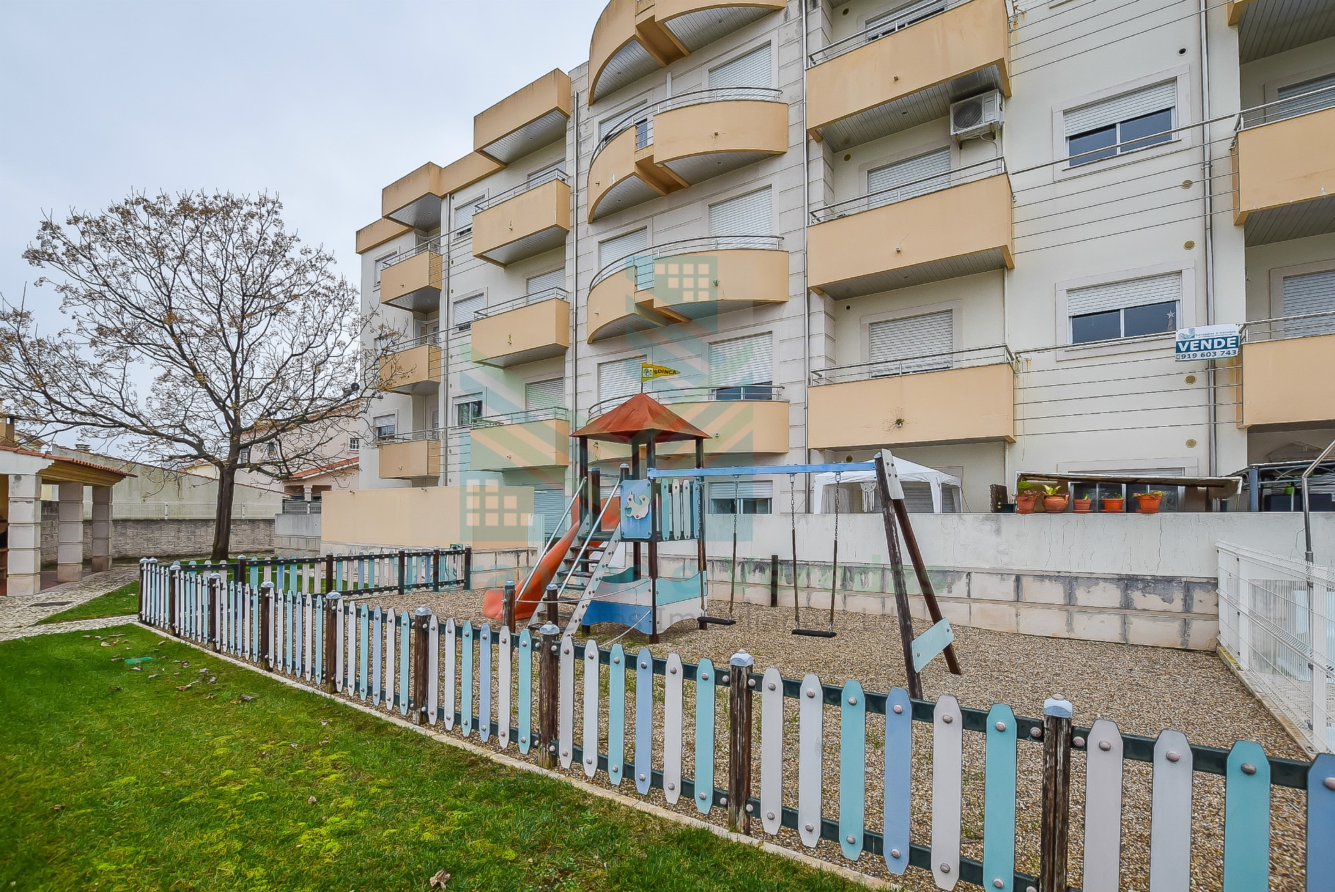 2 间卧室的公寓在门控社区在恩特龙卡门托